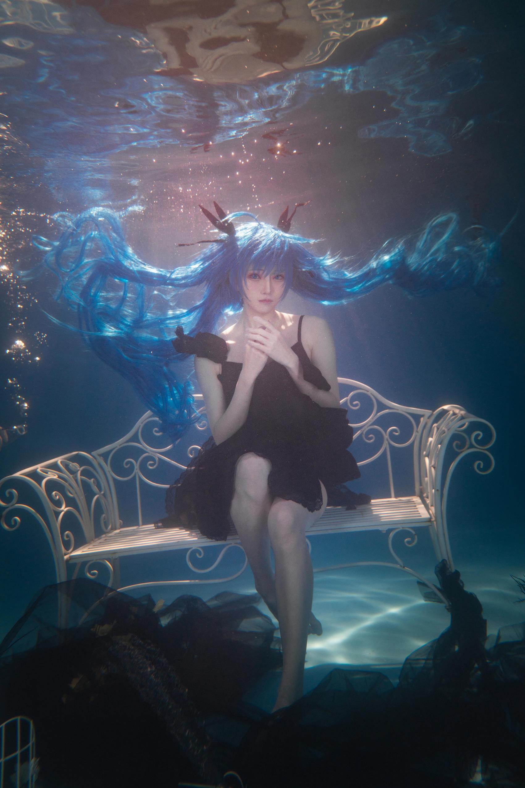 图片[13]-人气Coser@Kitaro_绮太郎 初音miku4[18P] – 速更版-美库