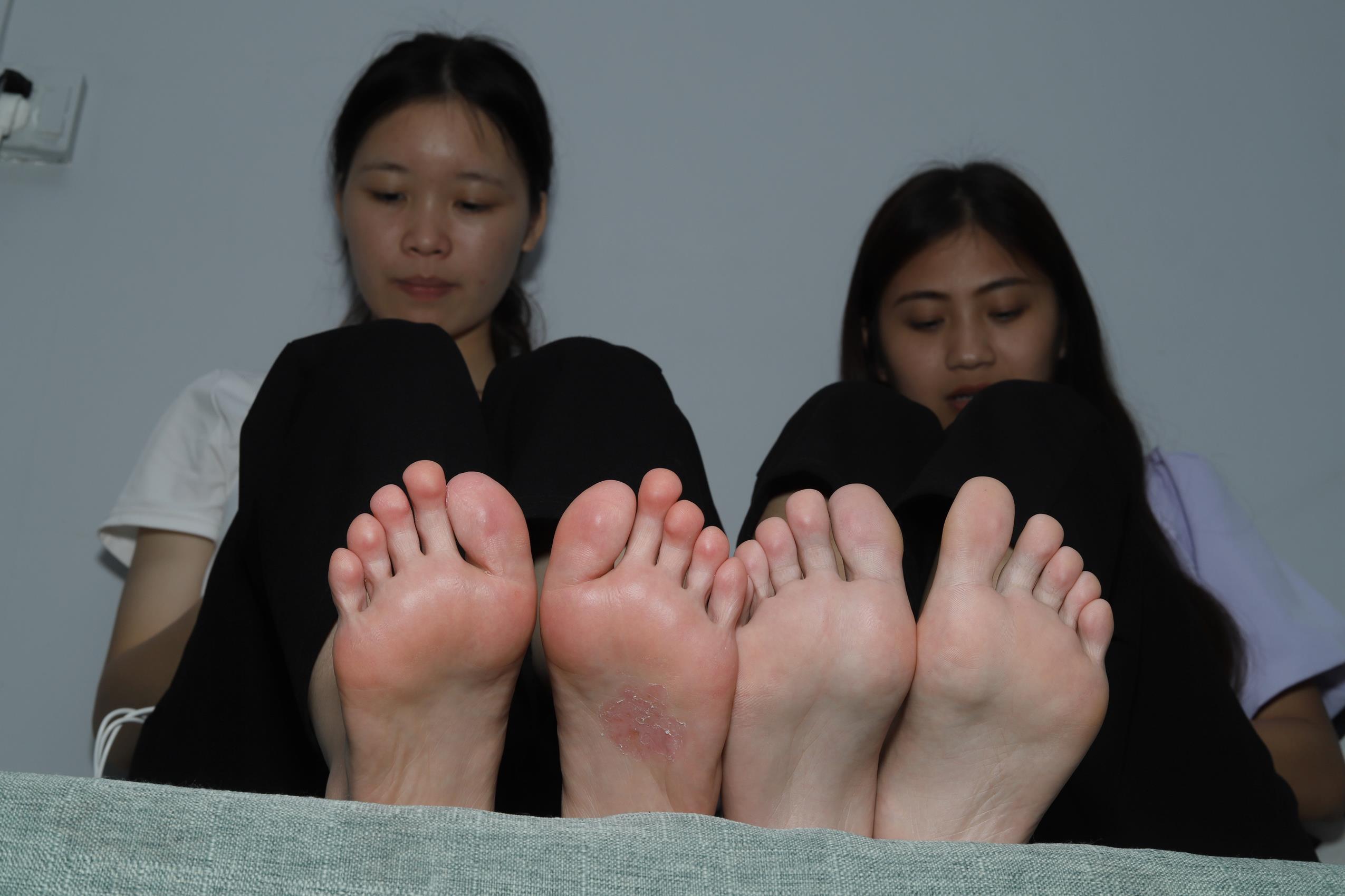 图片[38]-Pary摄影 NO.076 小瑜与雨琪展示四只小嫩脚[99P] – 速更版-美库