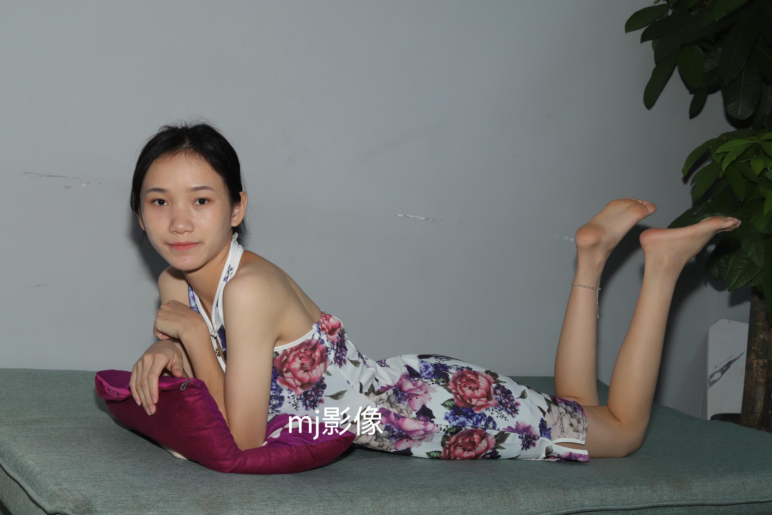 图片[39]-Pary摄影 NO.077 新模极品美女俏俏展示37码美脚[110P] – 速更版-美库