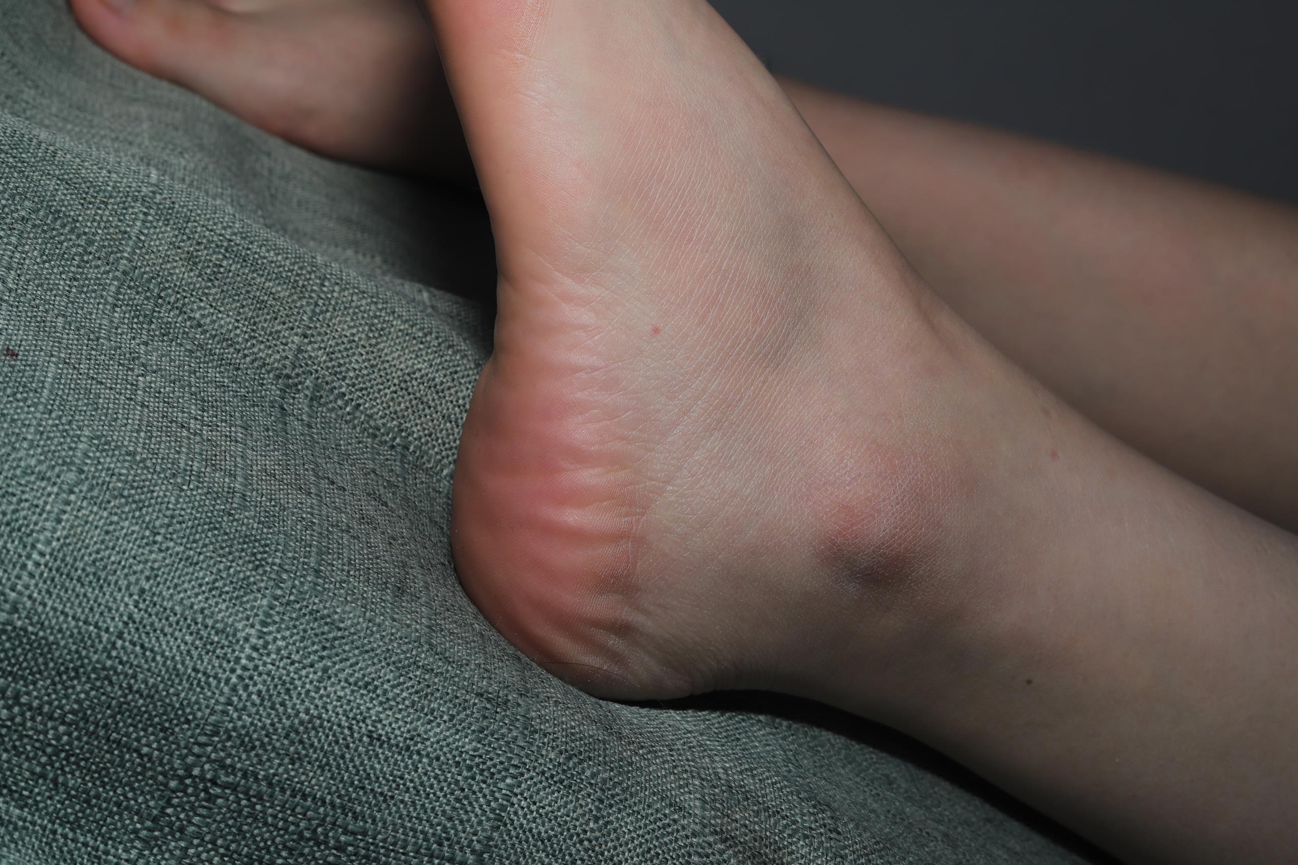 图片[29]-Pary摄影 NO.078 新模小月试镜展示37码嫩白小脚[72P] – 速更版-美库