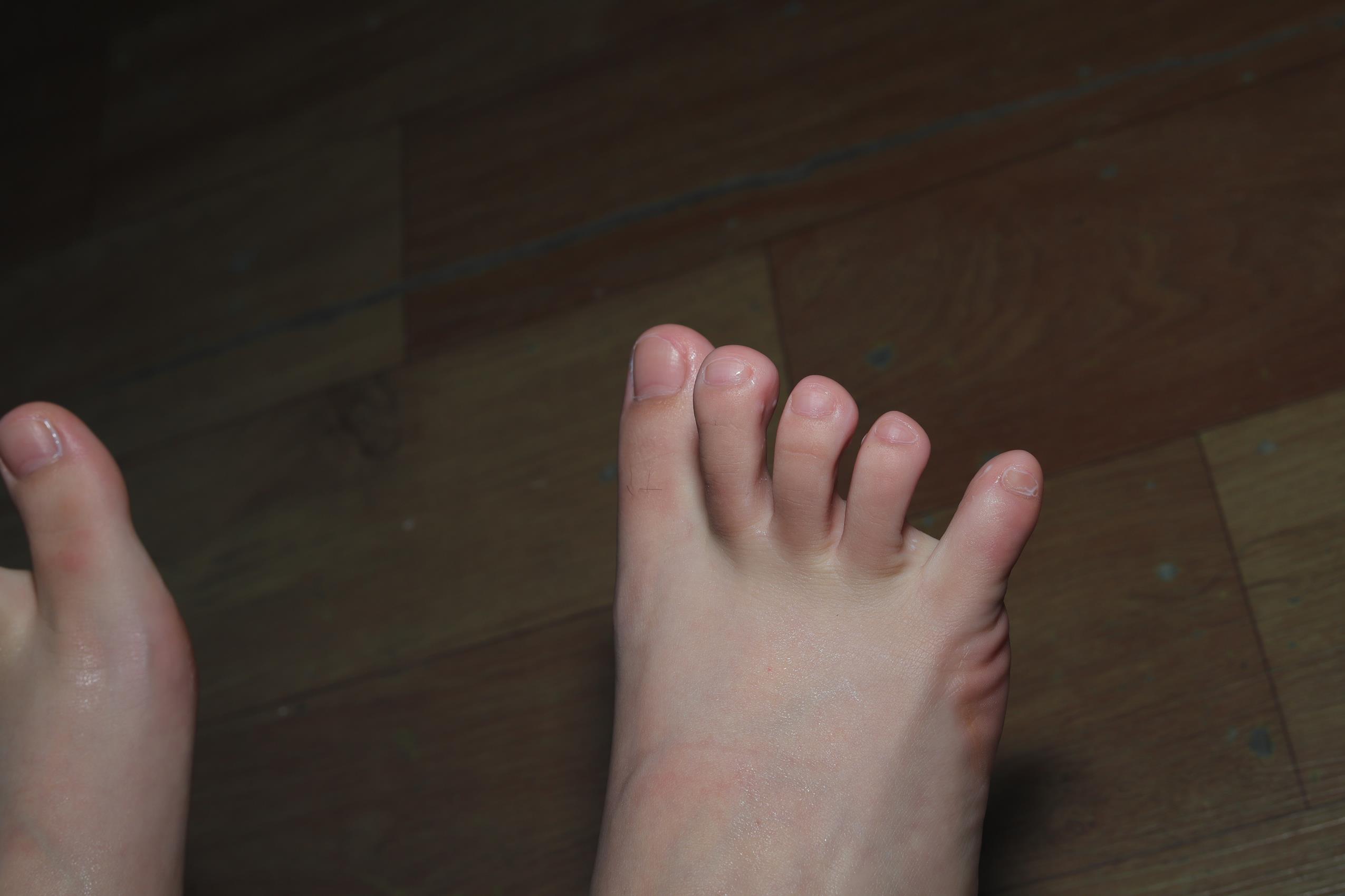 图片[45]-Pary摄影 NO.078 新模小月试镜展示37码嫩白小脚[72P] – 速更版-美库