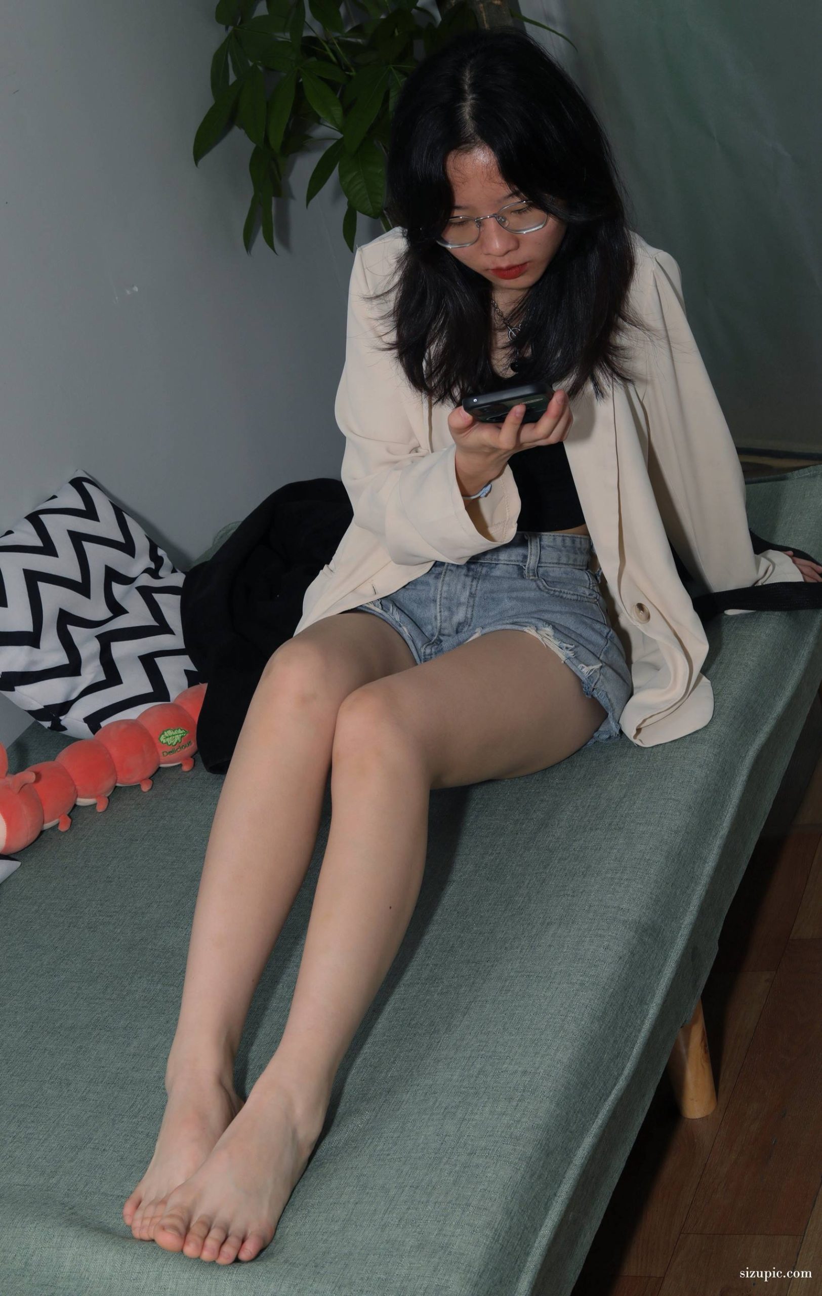 图片[13]-Pary摄影 NO.080 珊珊如若凝脂的雪白美脚加偷拍视角[124P] – 速更版-美库