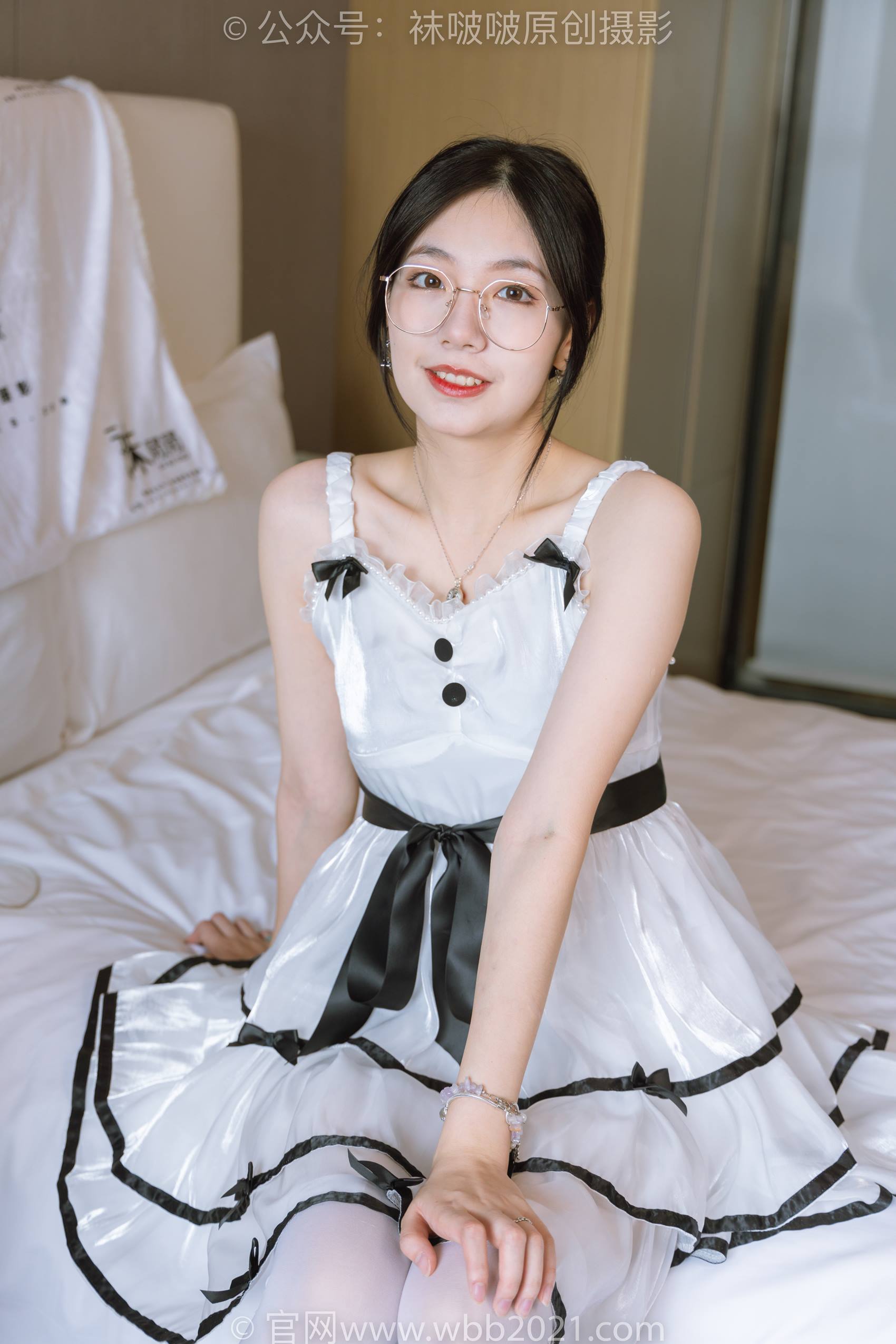 图片[18]-[BoBoSocks袜啵啵]NO.299 小甜豆-两双高跟鞋、厚白丝大腿袜、厚黑丝大腿袜[167P] – 速更版-美库