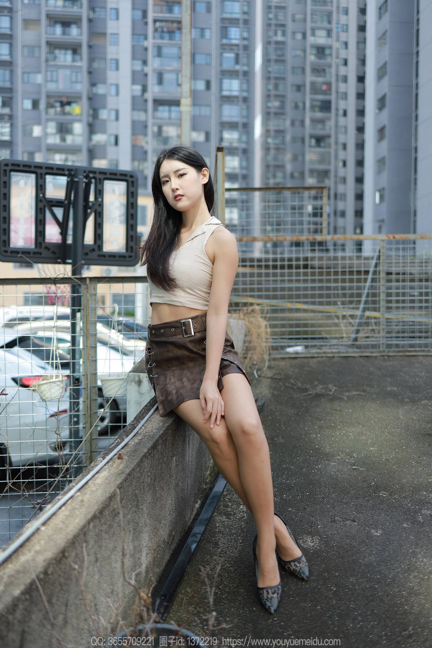 图片[32]-[IESS异思趣向] 2023.11.09 丝享家1581：小宝《美拉德配色》[72P] – 速更版-美库