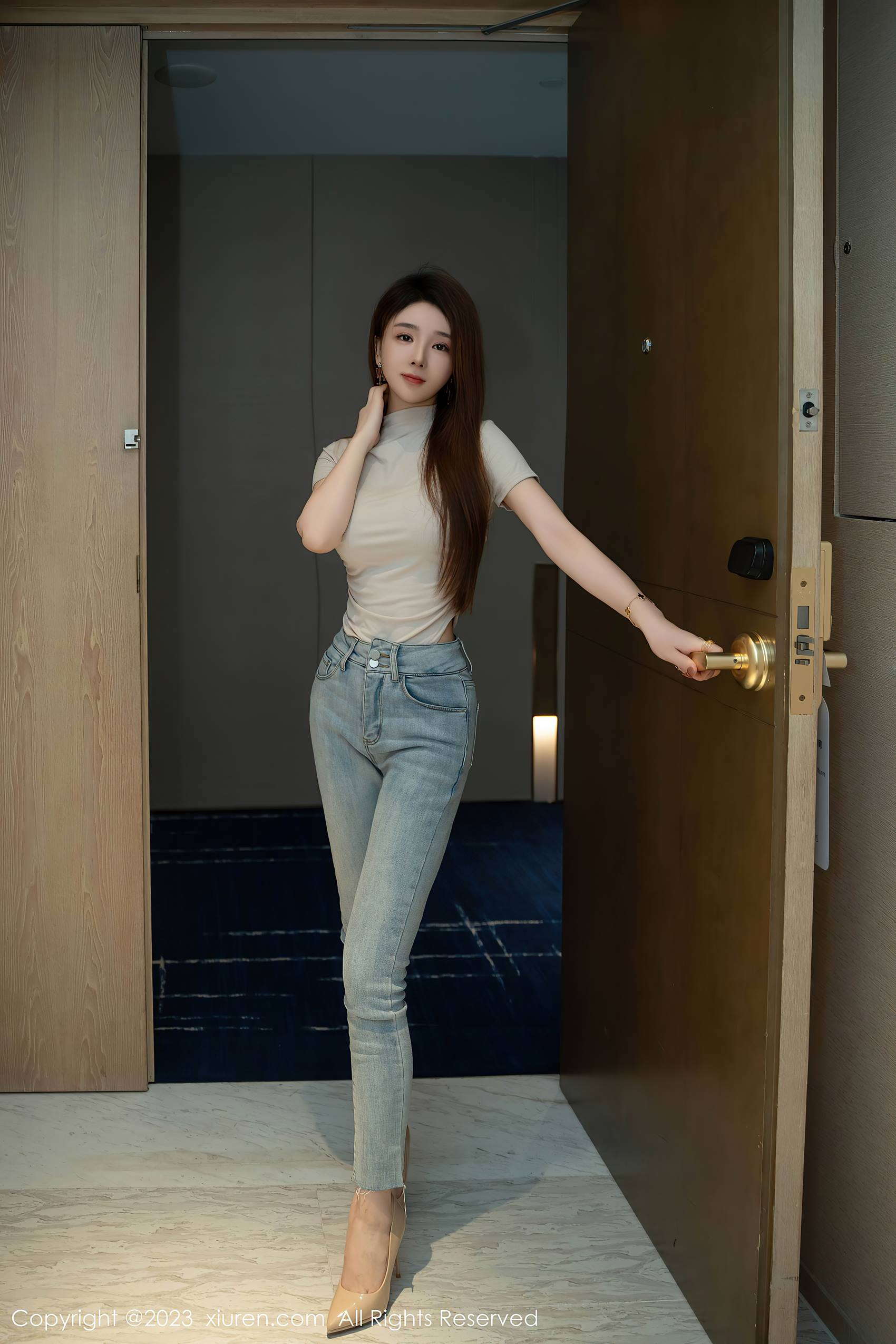 图片[19]-[Xiuren秀人网]2023.10.31 NO.7586 雨儿baby 休闲牛仔裤 [19+1P] – 速更版-美库