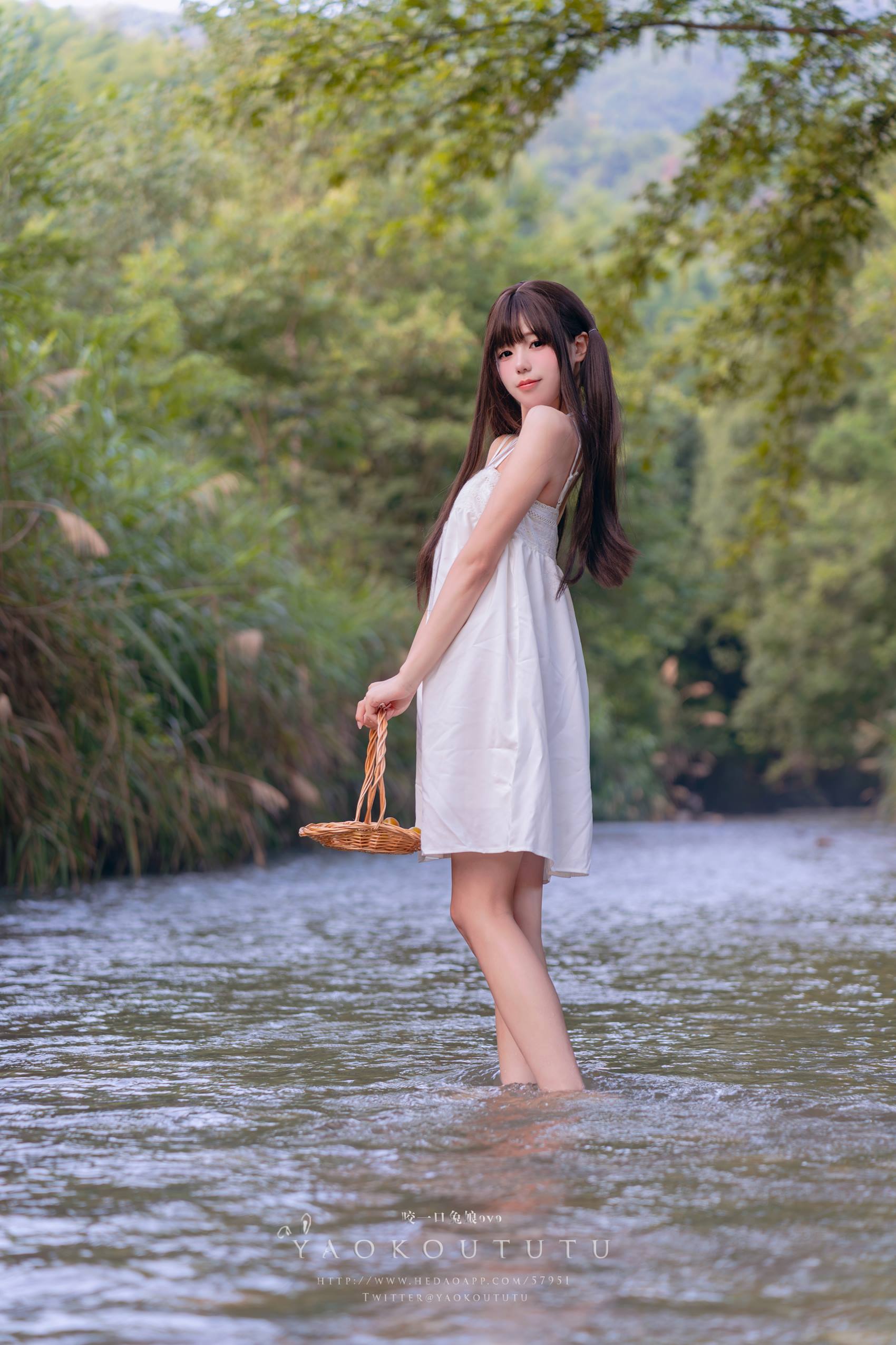 图片[15]-网紅博主@咬一口兔娘(黏黏团子兔) 八月订阅【溯溪之夏】恋爱循环 [17P] – 速更版-美库