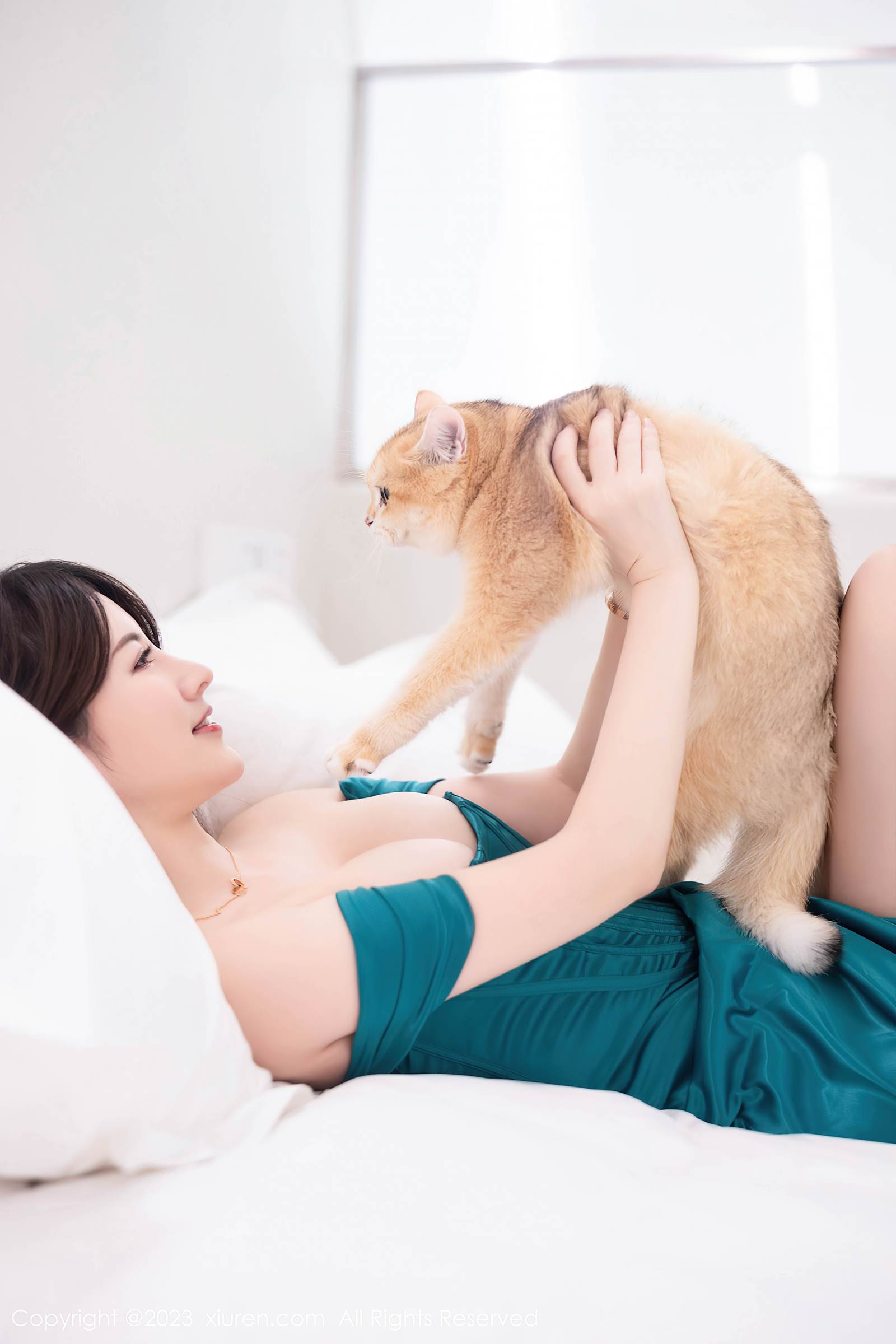 图片[32]-[Xiuren秀人网]2023.11.01 NO.7592 诗诗kiki 豪车配美女 [37+1P] – 速更版-美库