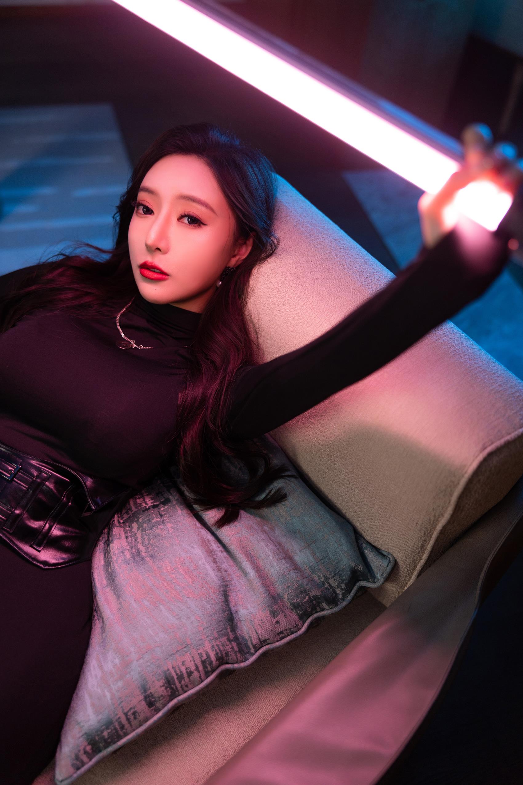 图片[18]-王馨瑶Yanni – 黑色紧身吊带袜[36P] – 速更版-美库