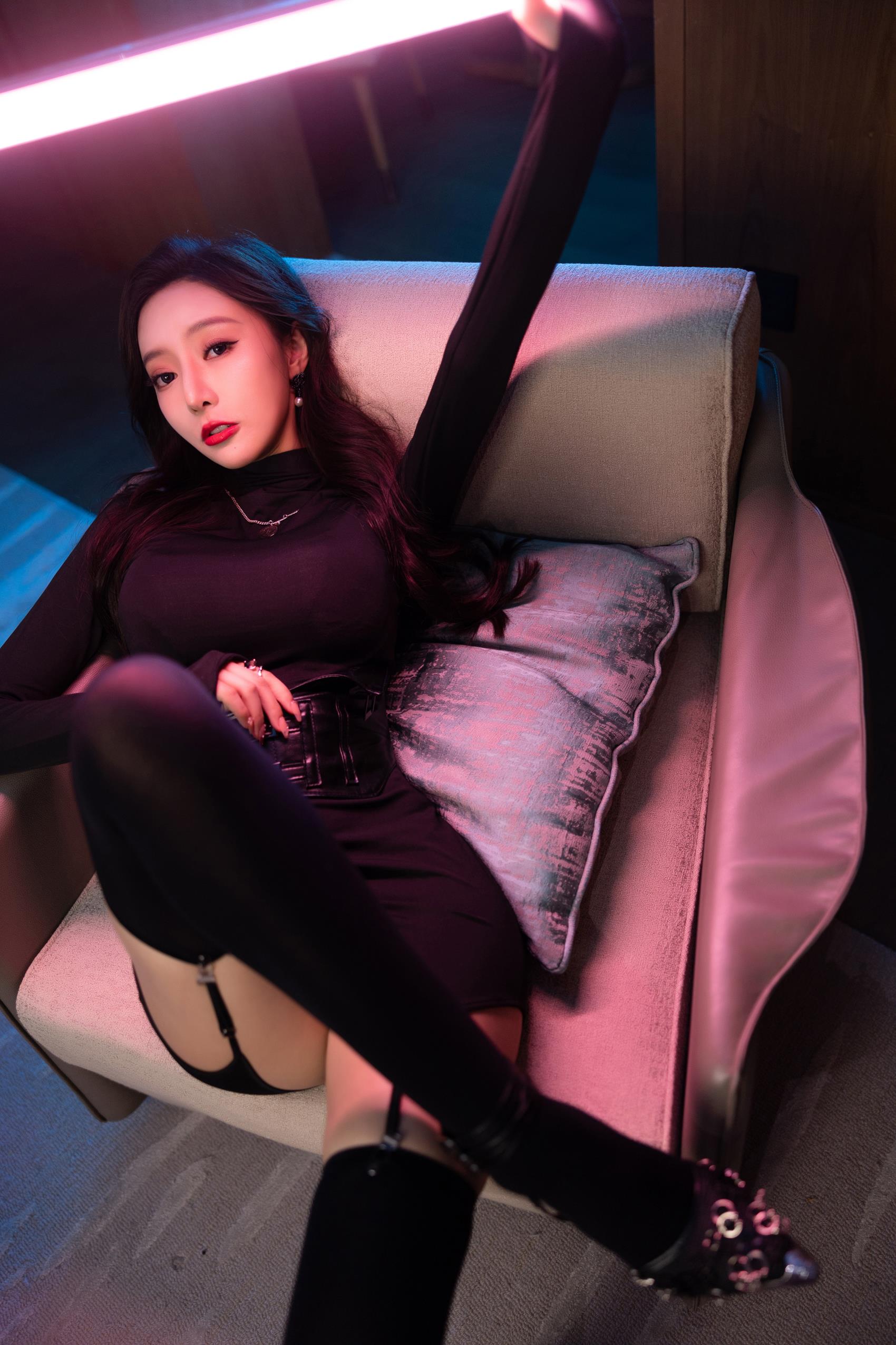 图片[20]-王馨瑶Yanni – 黑色紧身吊带袜[36P] – 速更版-美库