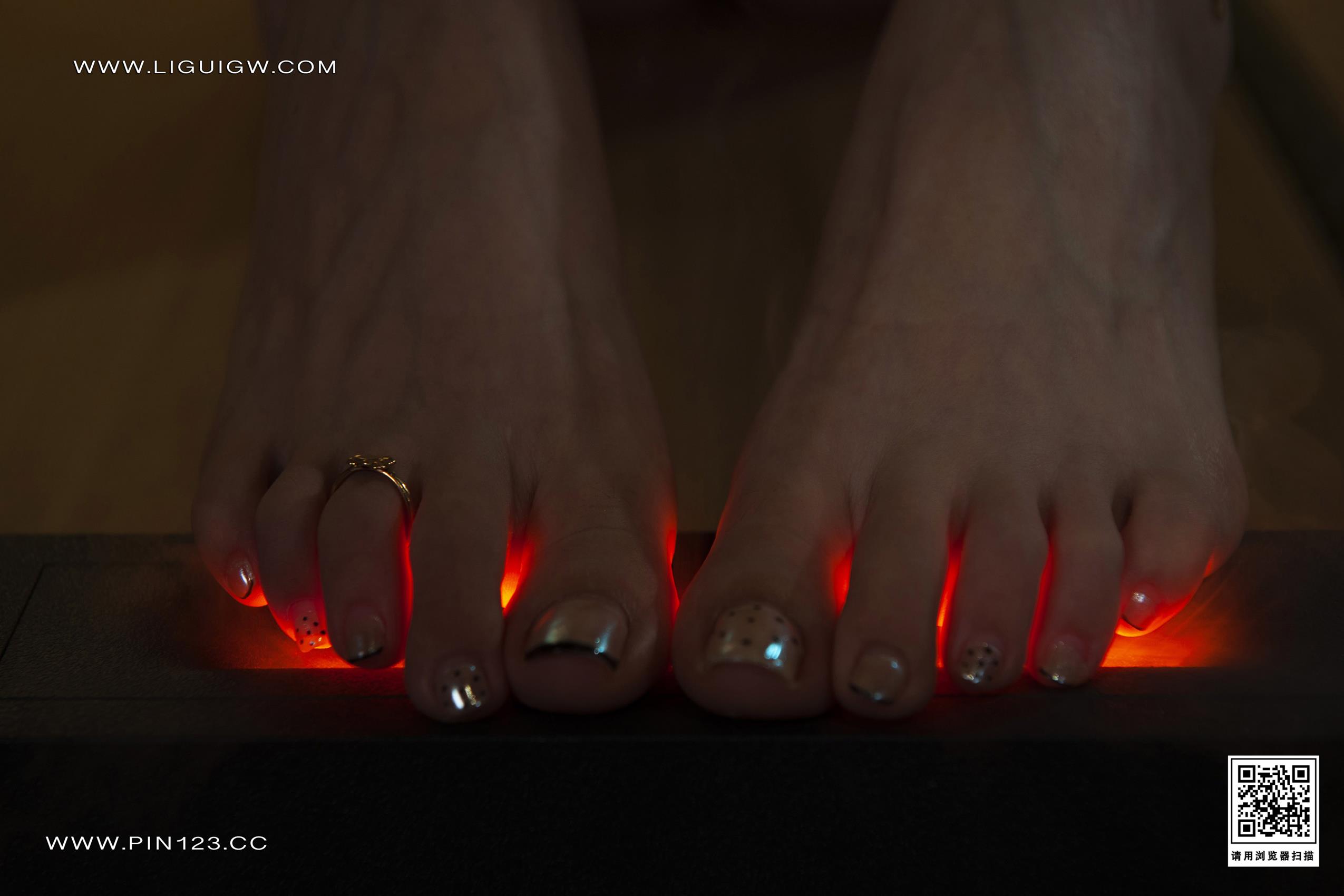 图片[41]-[Ligui丽柜]2023.11.27 唇享欲足-私人定制 甜甜[43+1P] – 速更版-美库