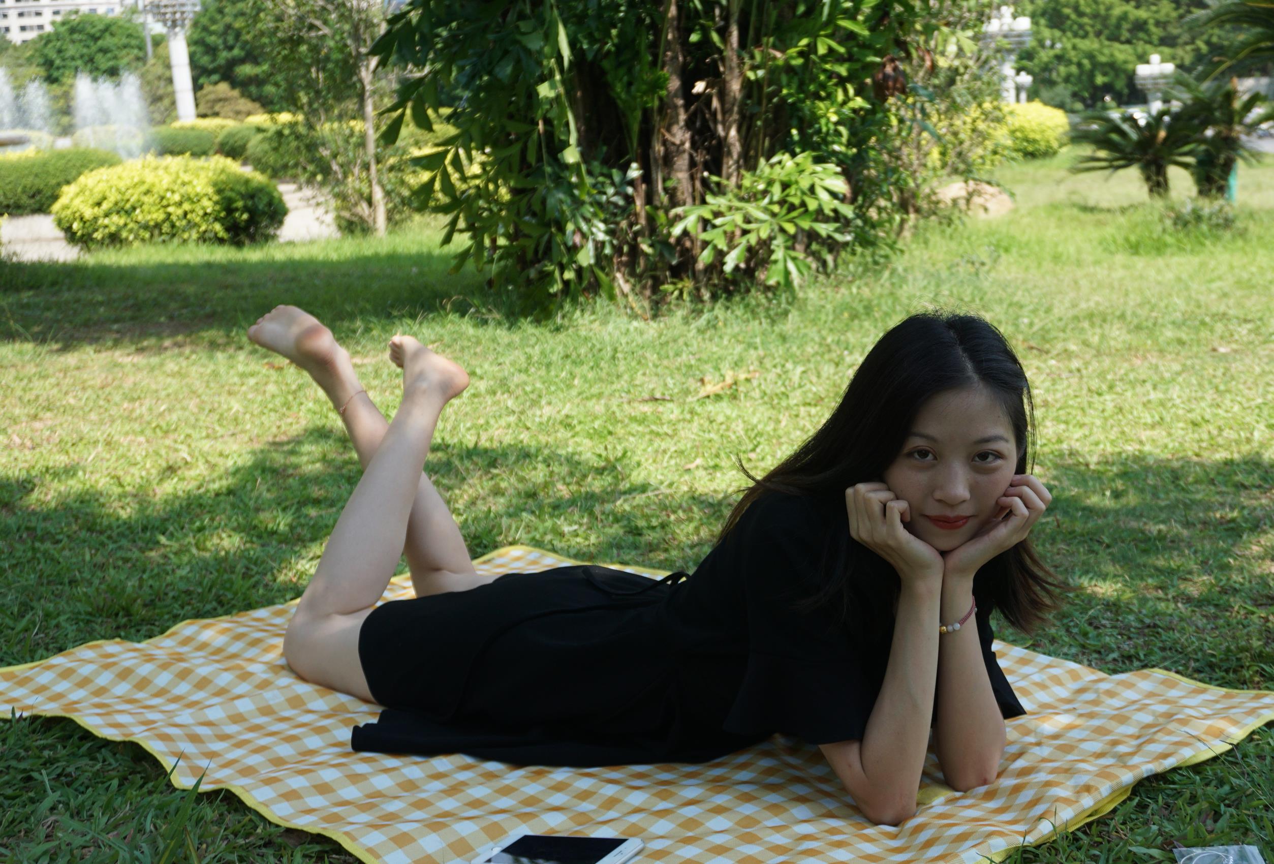 图片[35]-Pary摄影 NO.084 杰杰草地全方位秀美脚[118P] – 速更版-美库