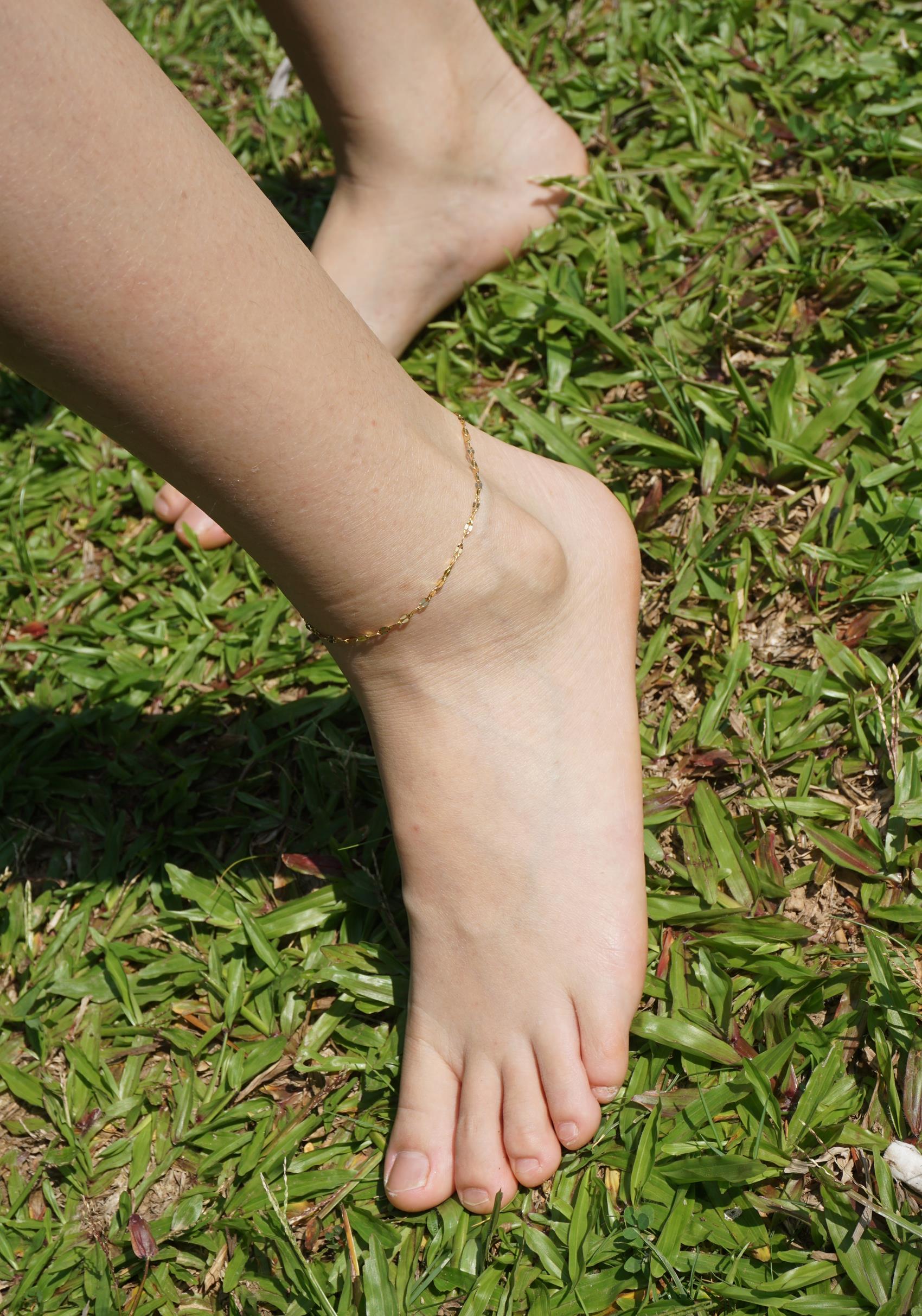 图片[48]-Pary摄影 NO.084 杰杰草地全方位秀美脚[118P] – 速更版-美库