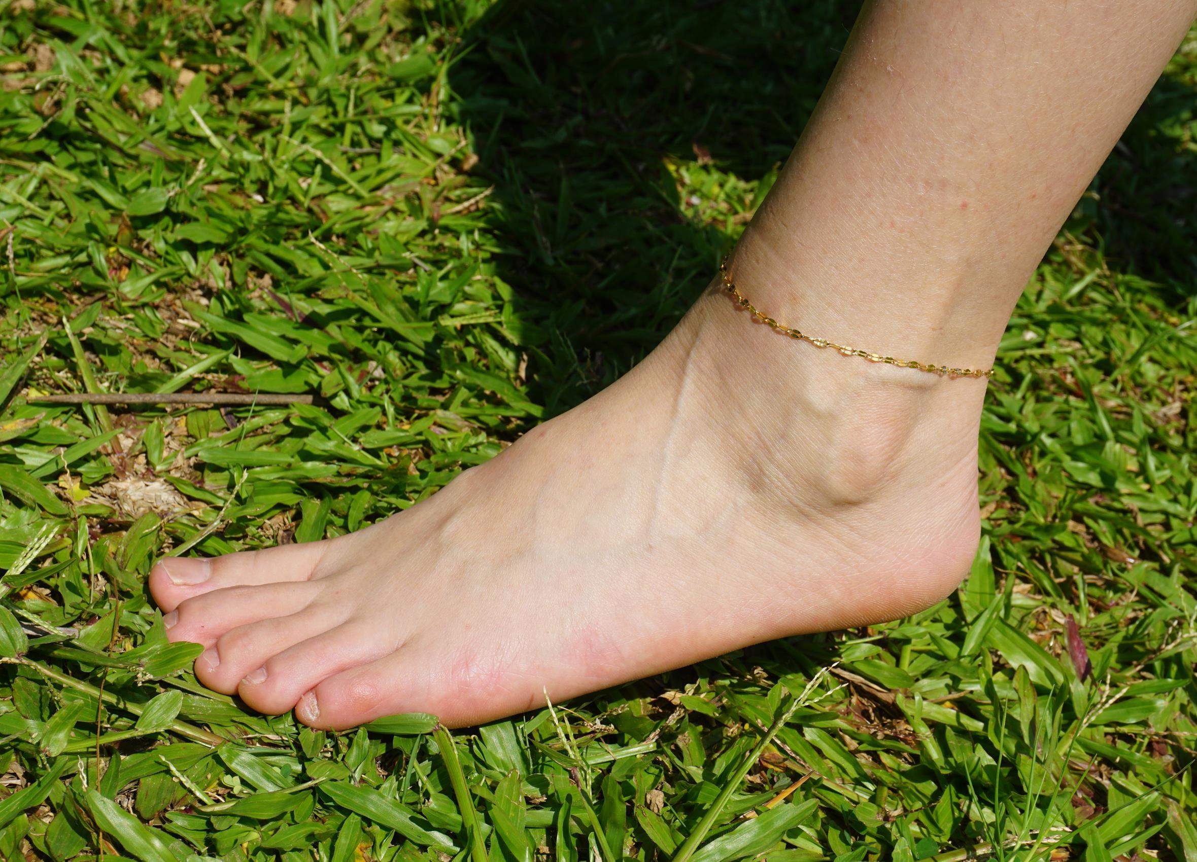 图片[50]-Pary摄影 NO.084 杰杰草地全方位秀美脚[118P] – 速更版-美库