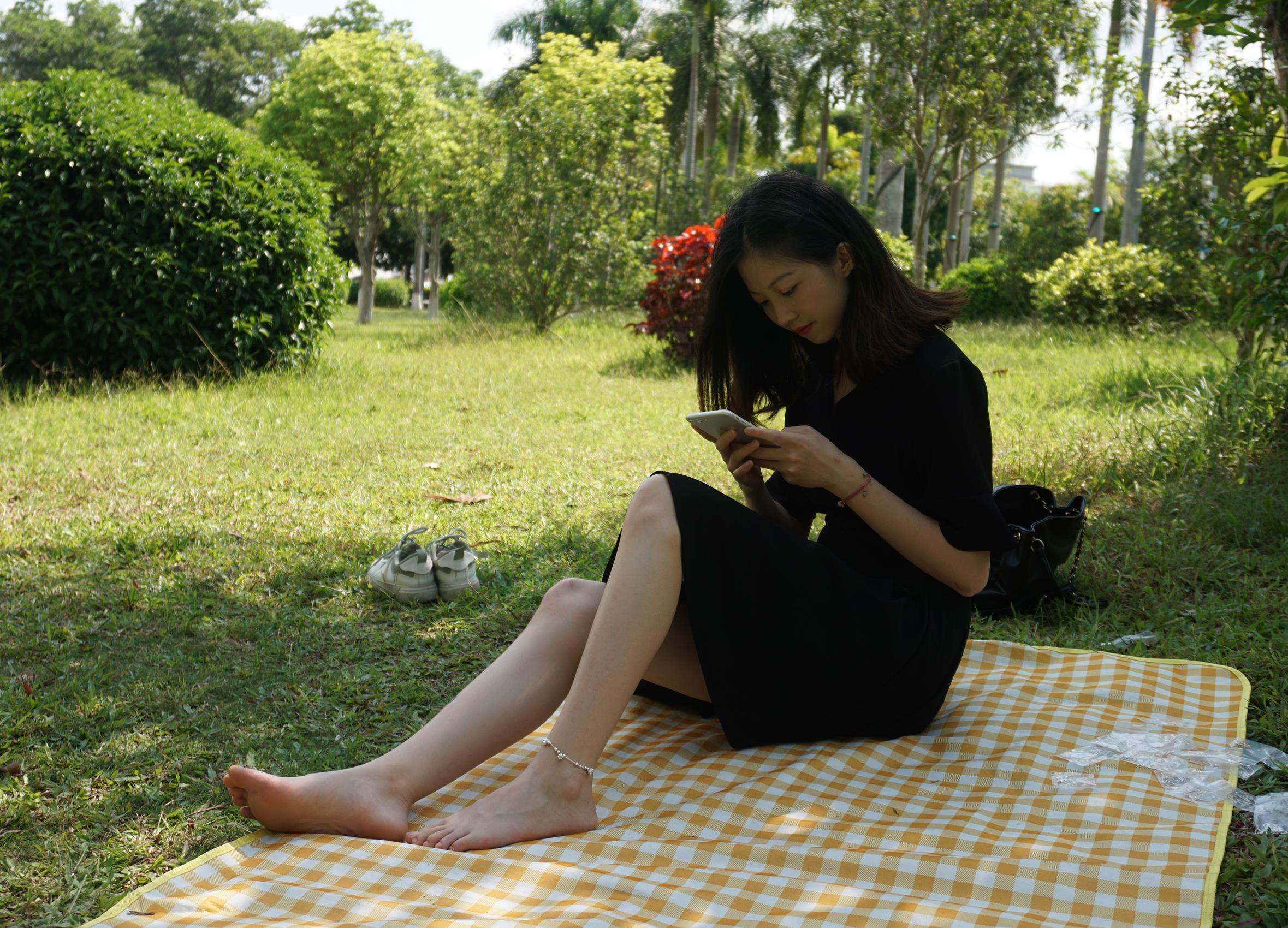 图片[73]-Pary摄影 NO.084 杰杰草地全方位秀美脚[118P] – 速更版-美库