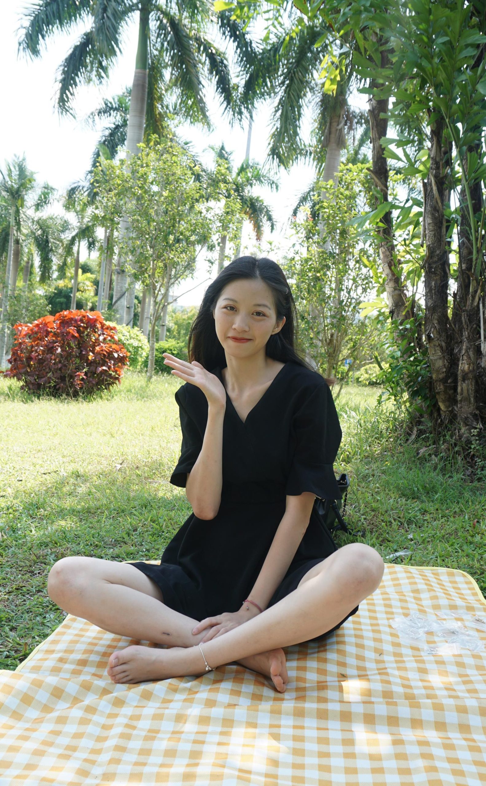 图片[77]-Pary摄影 NO.084 杰杰草地全方位秀美脚[118P] – 速更版-美库