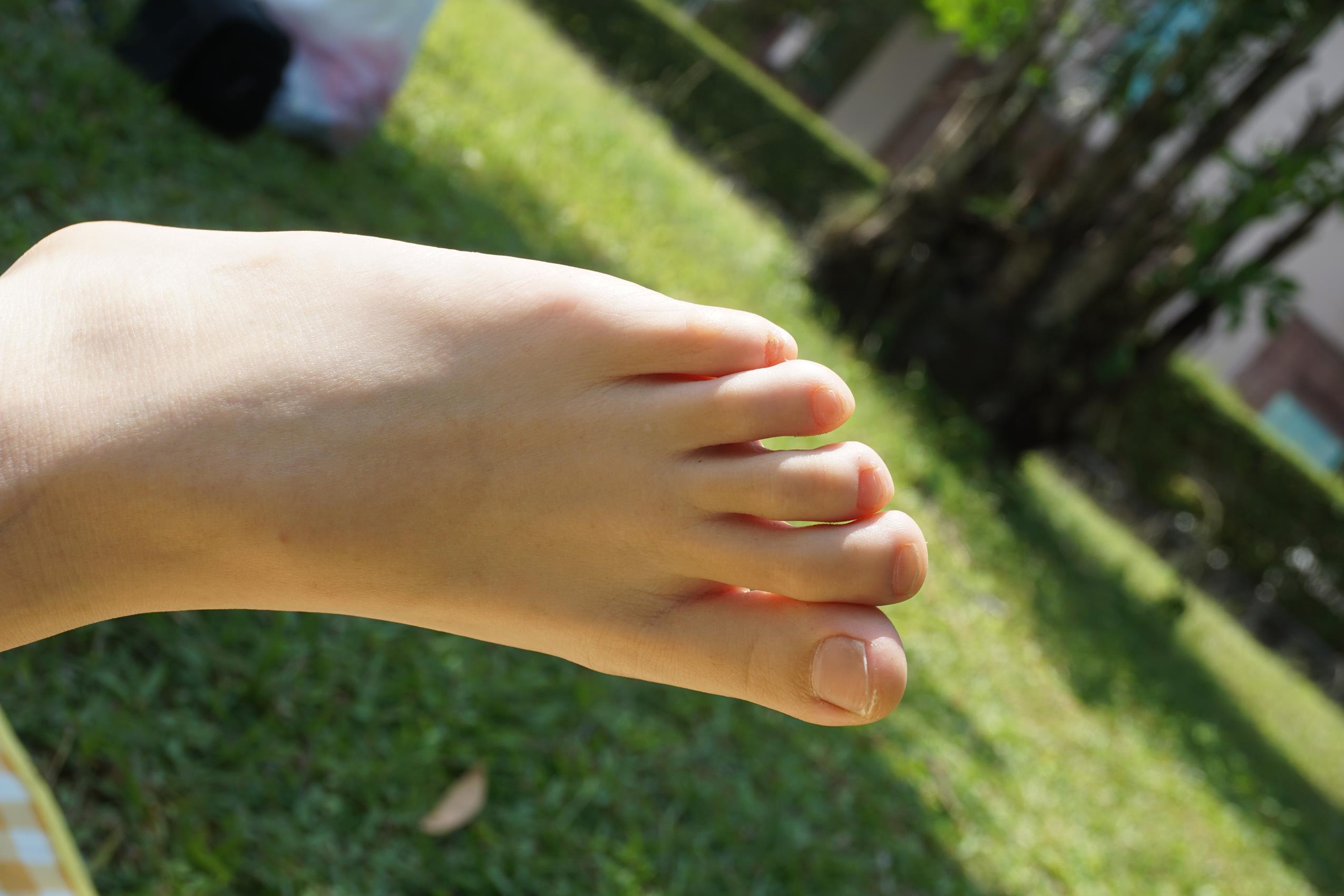 图片[88]-Pary摄影 NO.084 杰杰草地全方位秀美脚[118P] – 速更版-美库