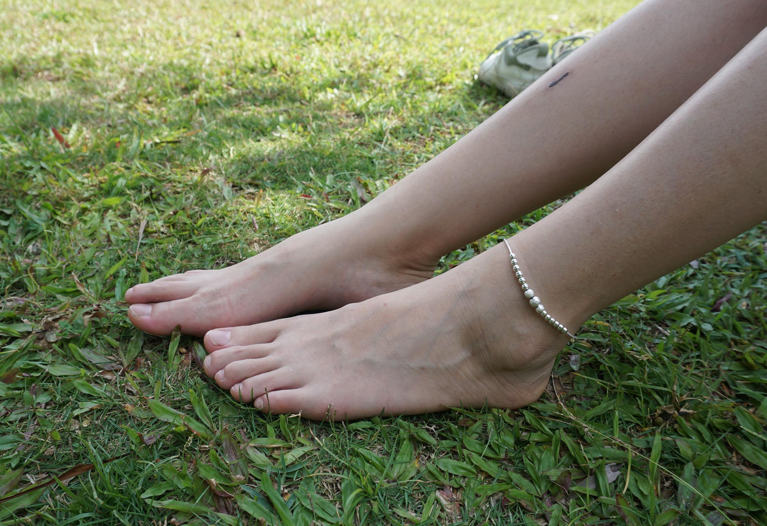 图片[114]-Pary摄影 NO.084 杰杰草地全方位秀美脚[118P] – 速更版-美库