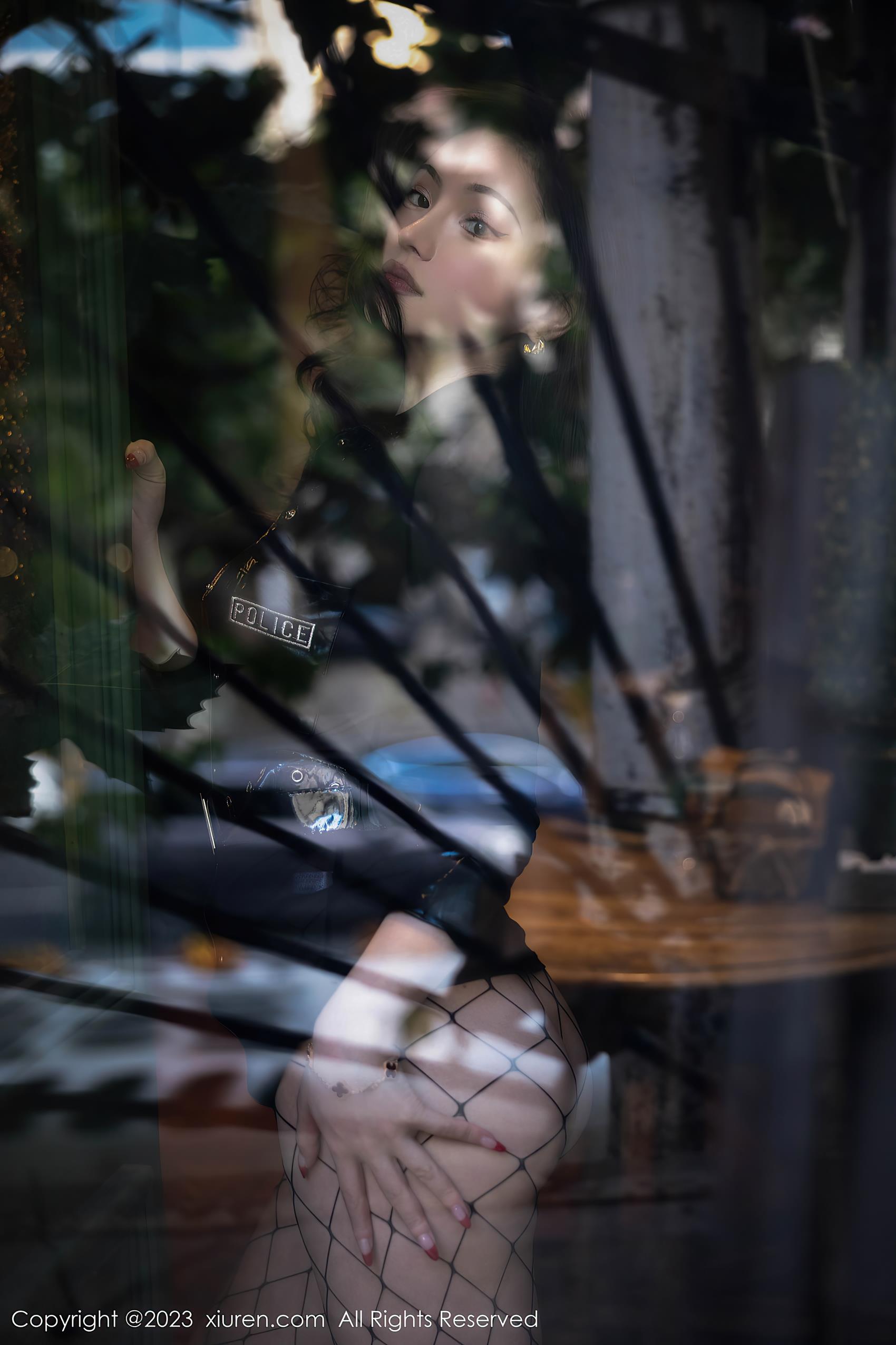 图片[11]-[Xiuren秀人网]2023.11.03 NO.7607 Nanyo 黑色短裙渔网袜 [32+1P] – 速更版-美库