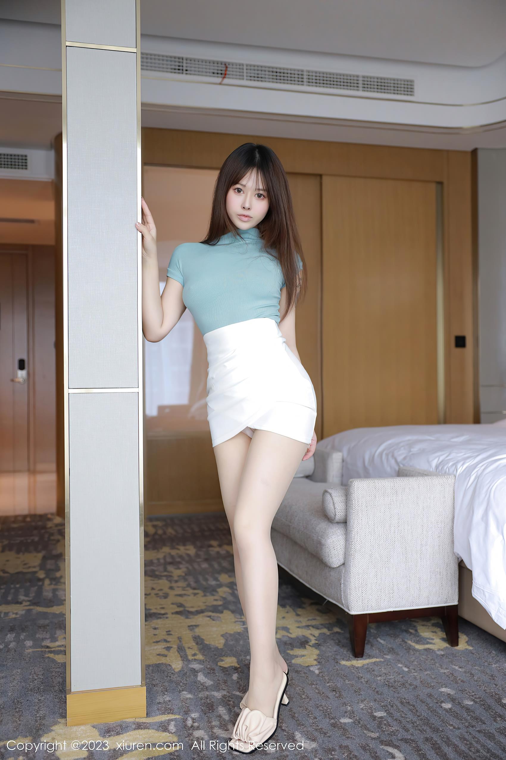 图片[23]-[Xiuren秀人网]2023.11.03 NO.7608 Evelyn艾莉 贪恋窗外的风景 [23+1P] – 速更版-美库