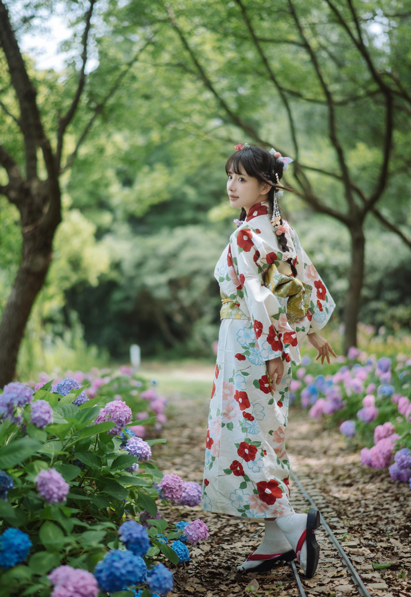 图片[16]-紫氯氯 – 无尽夏[18P] – 速更版-美库