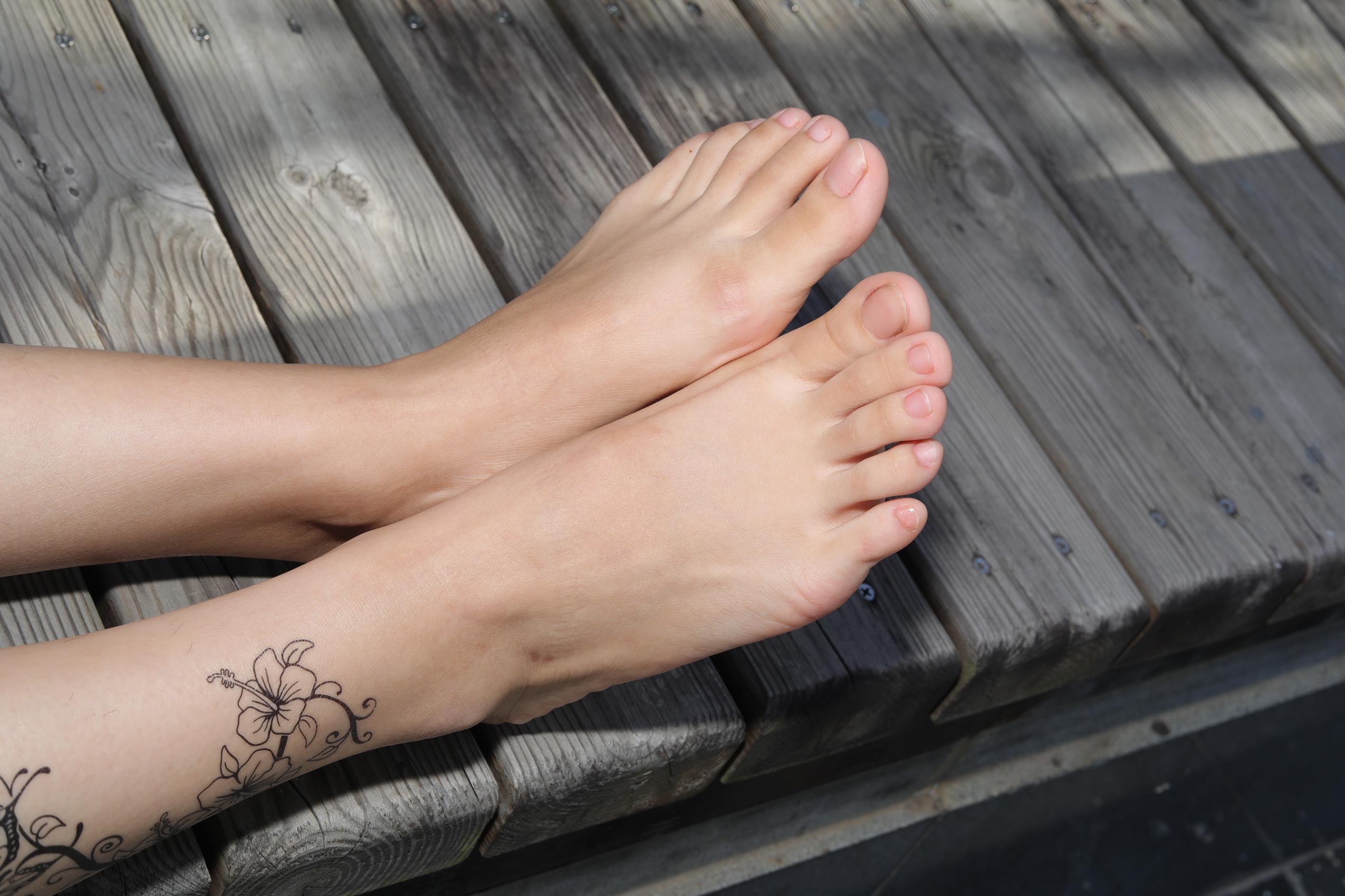 图片[12]-Pary摄影 NO.085 与小芸到公园游玩拍脚丫[98P] – 速更版-美库