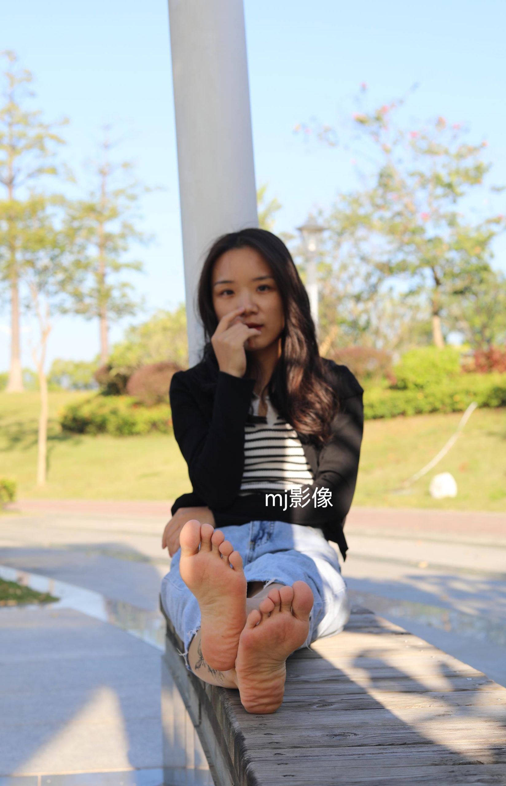 图片[14]-Pary摄影 NO.085 与小芸到公园游玩拍脚丫[98P] – 速更版-美库