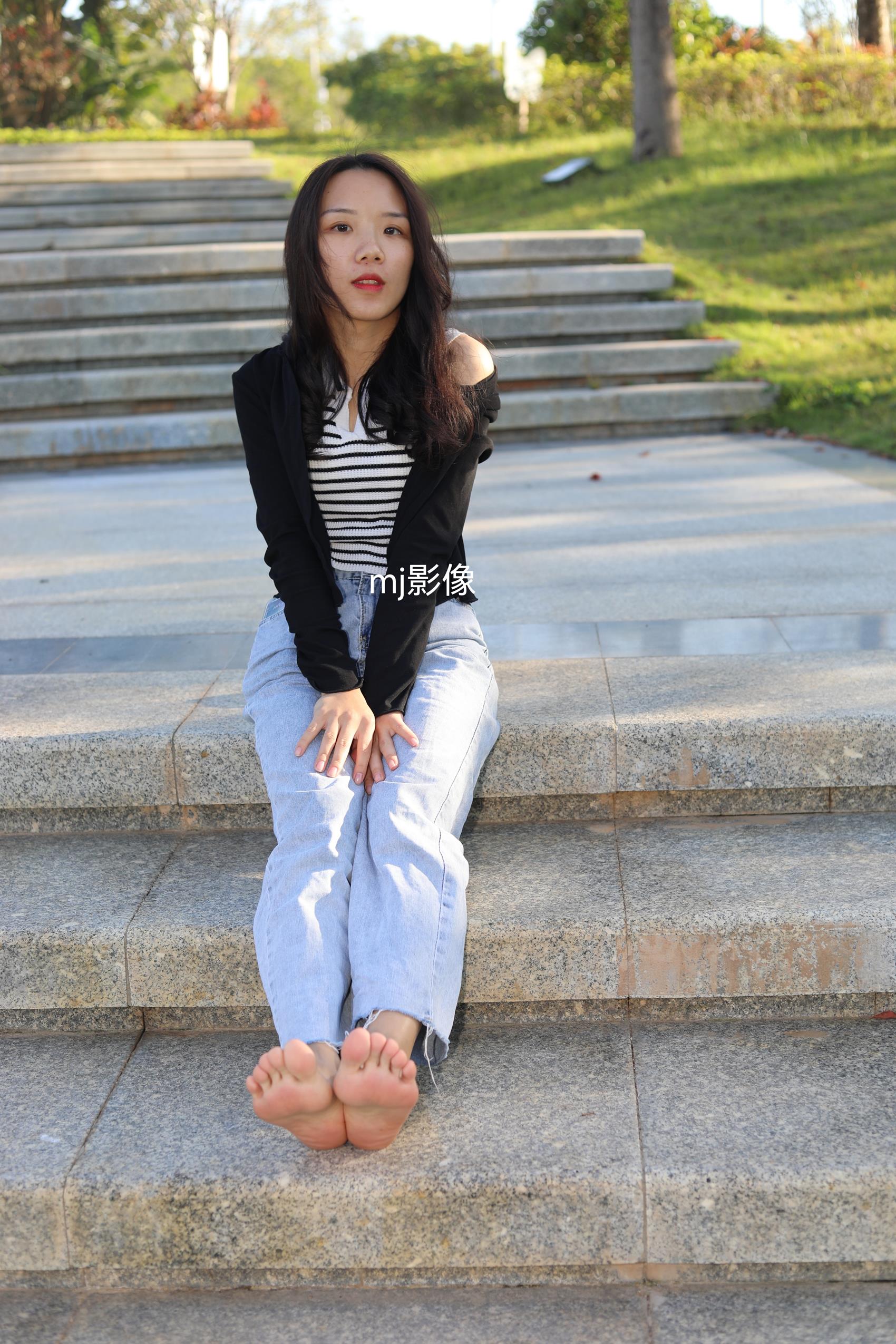 图片[29]-Pary摄影 NO.085 与小芸到公园游玩拍脚丫[98P] – 速更版-美库