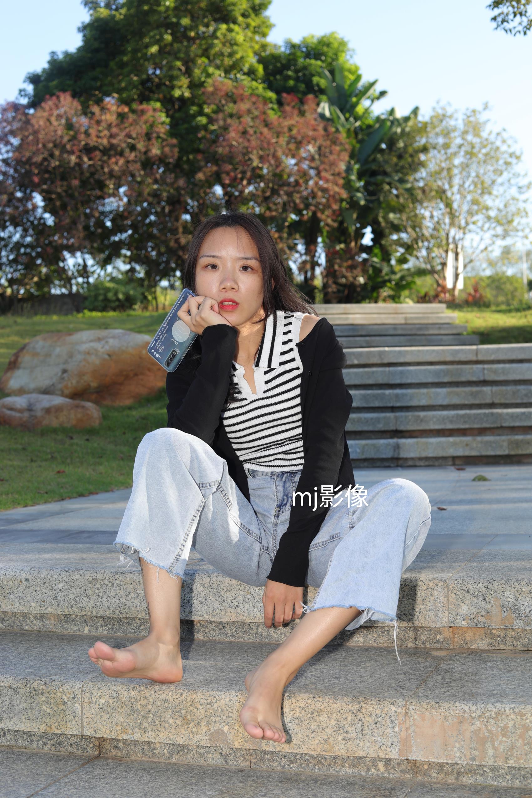 图片[33]-Pary摄影 NO.085 与小芸到公园游玩拍脚丫[98P] – 速更版-美库