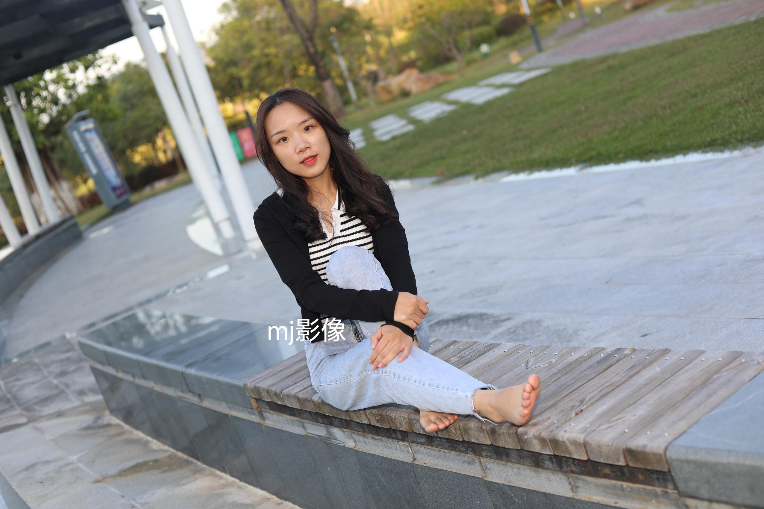 图片[72]-Pary摄影 NO.085 与小芸到公园游玩拍脚丫[98P] – 速更版-美库