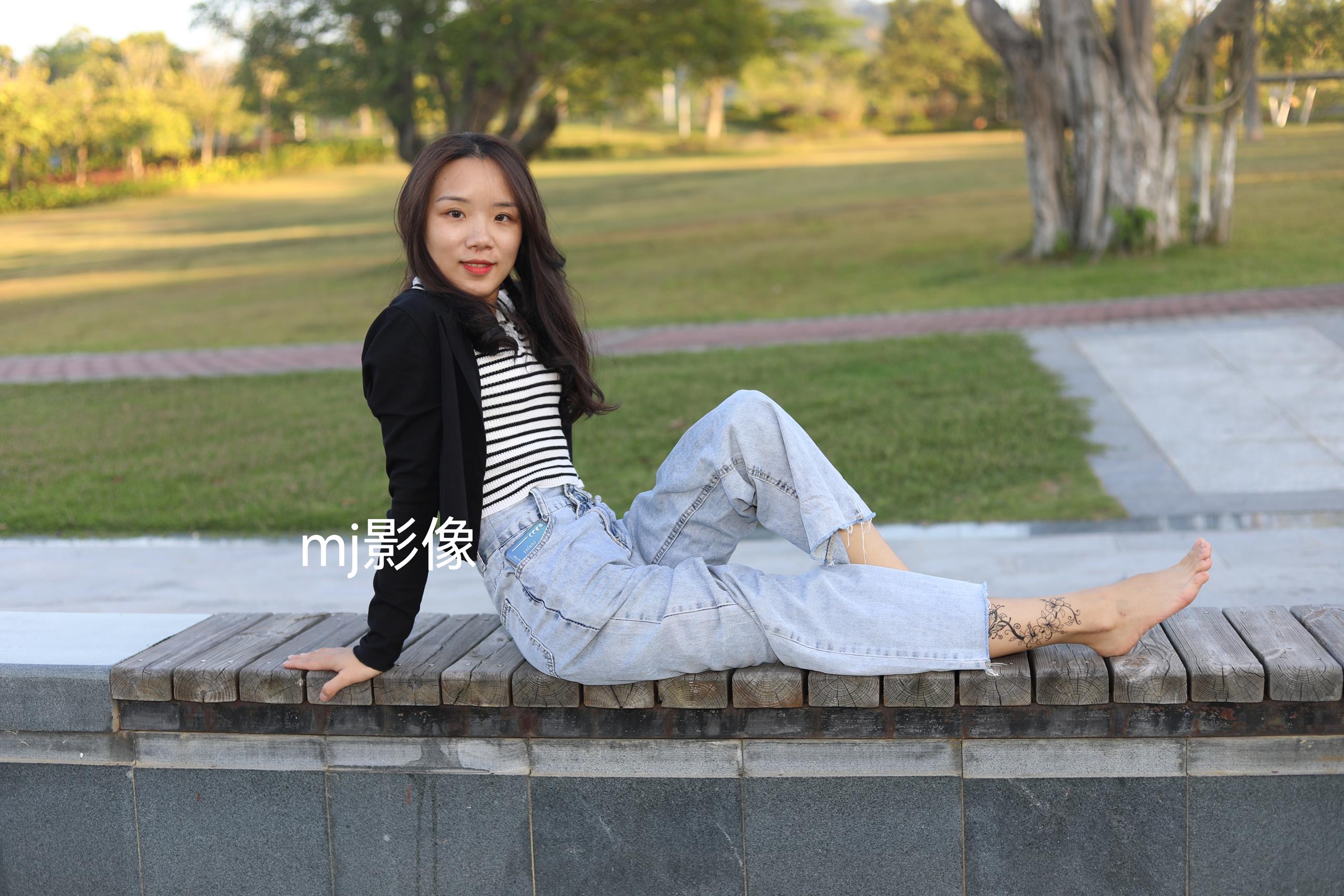 图片[73]-Pary摄影 NO.085 与小芸到公园游玩拍脚丫[98P] – 速更版-美库