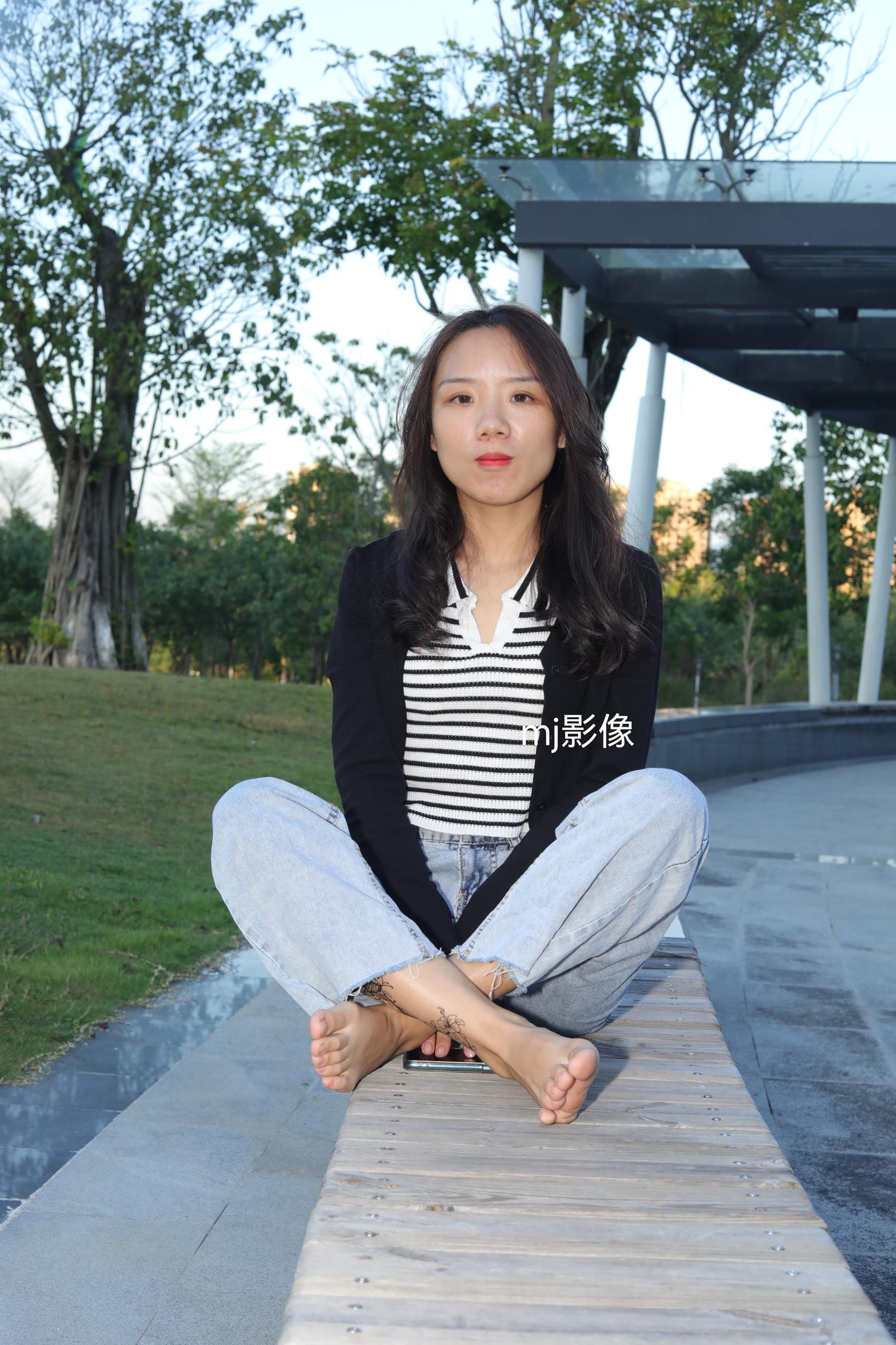 图片[82]-Pary摄影 NO.085 与小芸到公园游玩拍脚丫[98P] – 速更版-美库