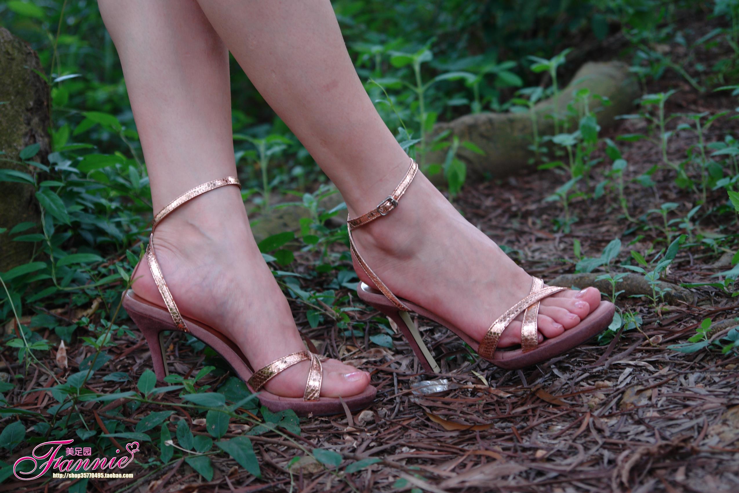 图片[21]-Fannie芬妮每足园 No.293 绿野仙踪 裸足 [20P] – 速更版-美库