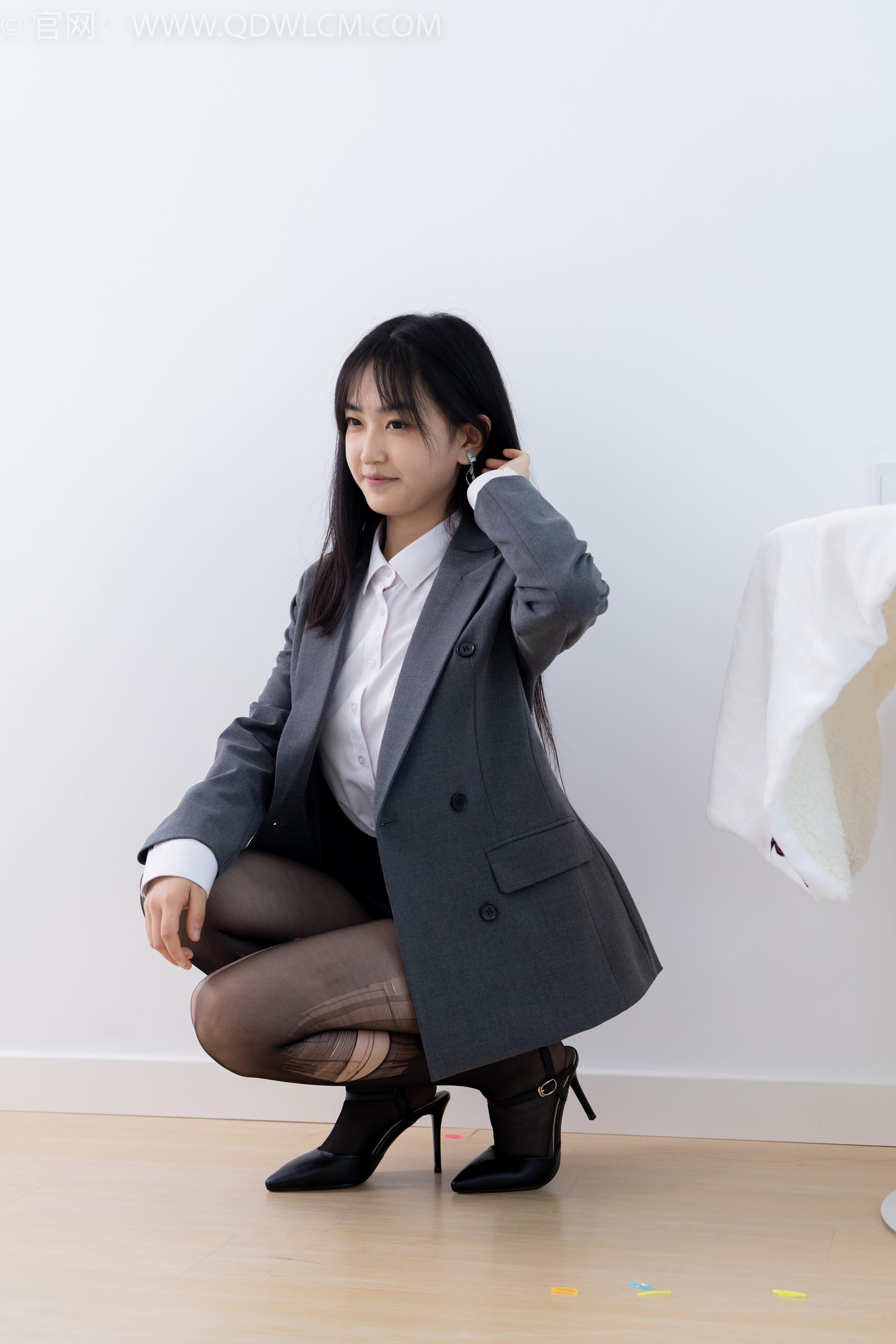 图片[25]-物恋传媒 NO.1750 嘉木-寂静的海[150P] – 速更版-美库