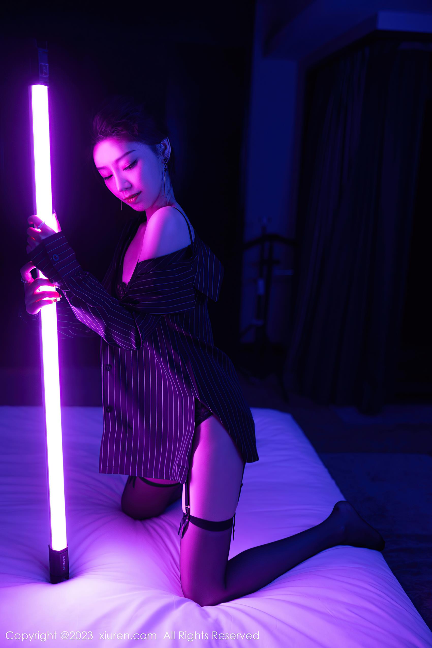 图片[57]-[Xiuren秀人网]2023.11.03 NO.7611 苏曼兮 霸气紫色灯光 [76+1P] – 速更版-美库