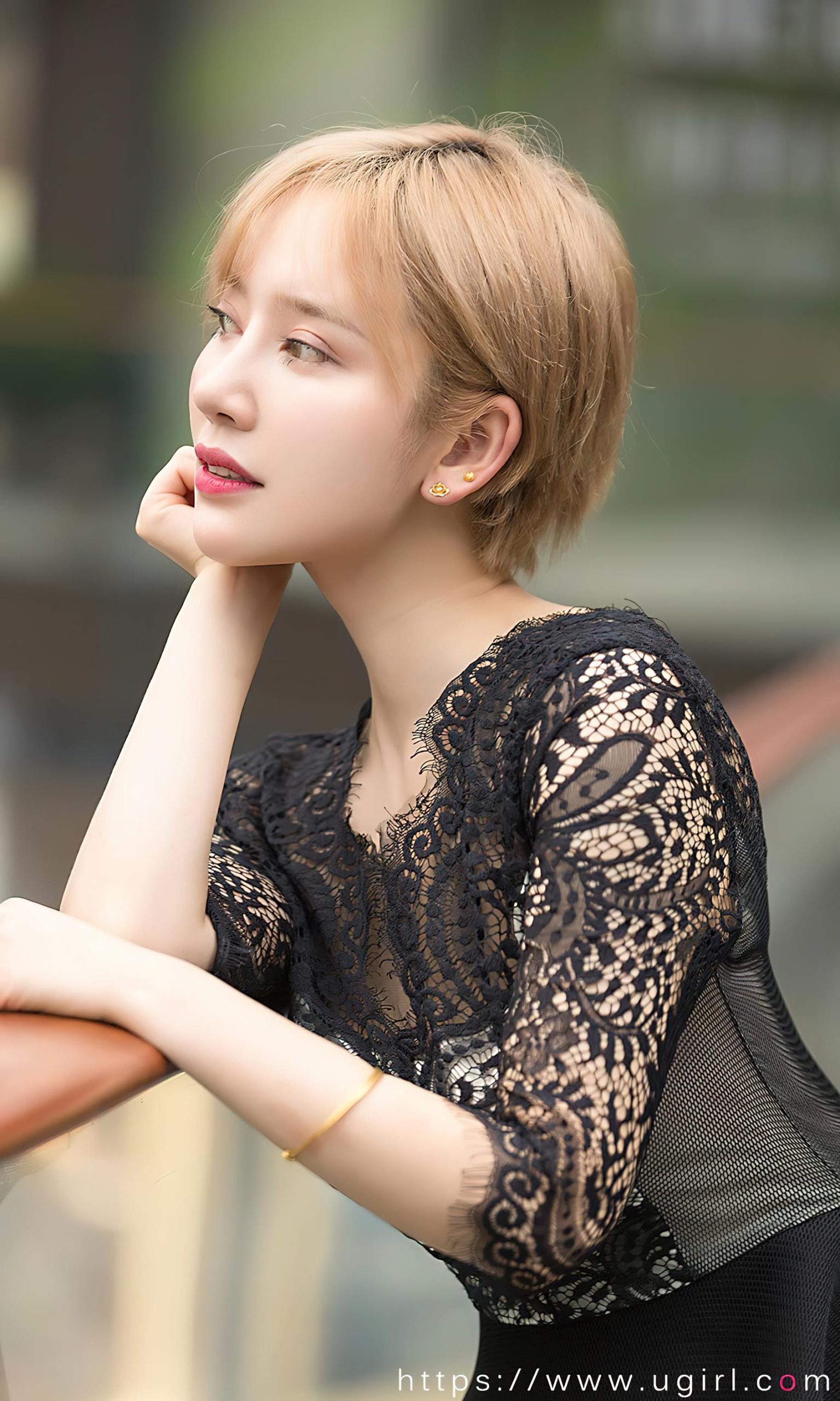 图片[36]-[爱尤物]2023 NO.2700 ins风女 笑笑[35P] – 速更版-美库