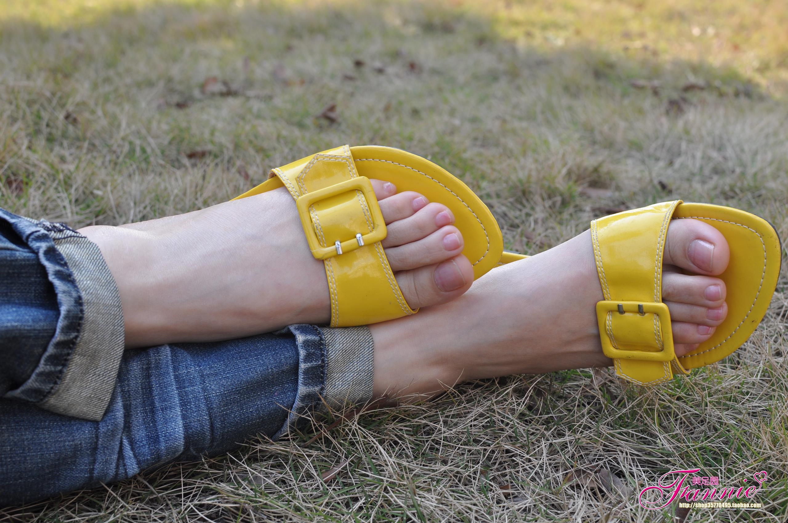 图片[31]-Fannie芬妮每足园 No.301 裸足特辑8 [31P] – 速更版-美库