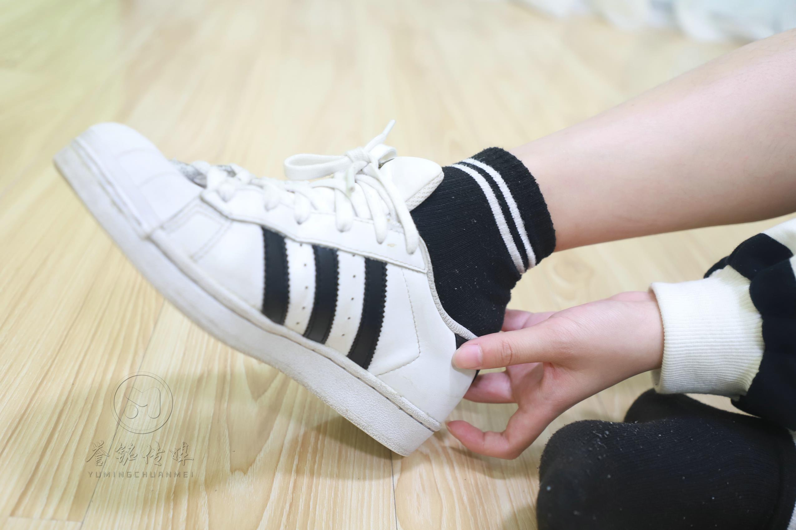 图片[53]-[誉铭传媒]袜足摄影 2019年《2019.5.25定制作品》[140P] – 速更版-美库