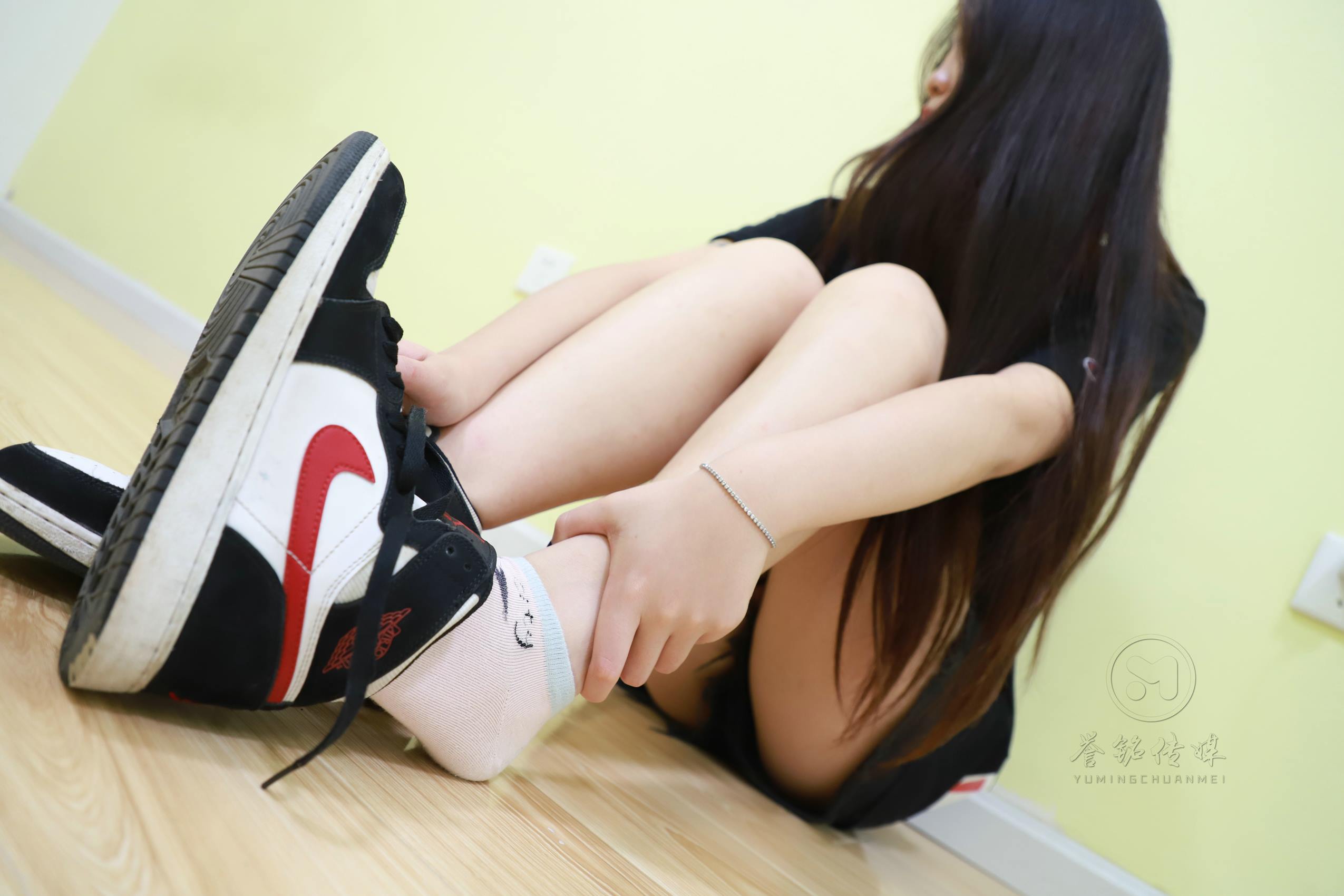 图片[39]-[誉铭传媒]袜足摄影 2019年《2019.6.20定制作品》[158P] – 速更版-美库
