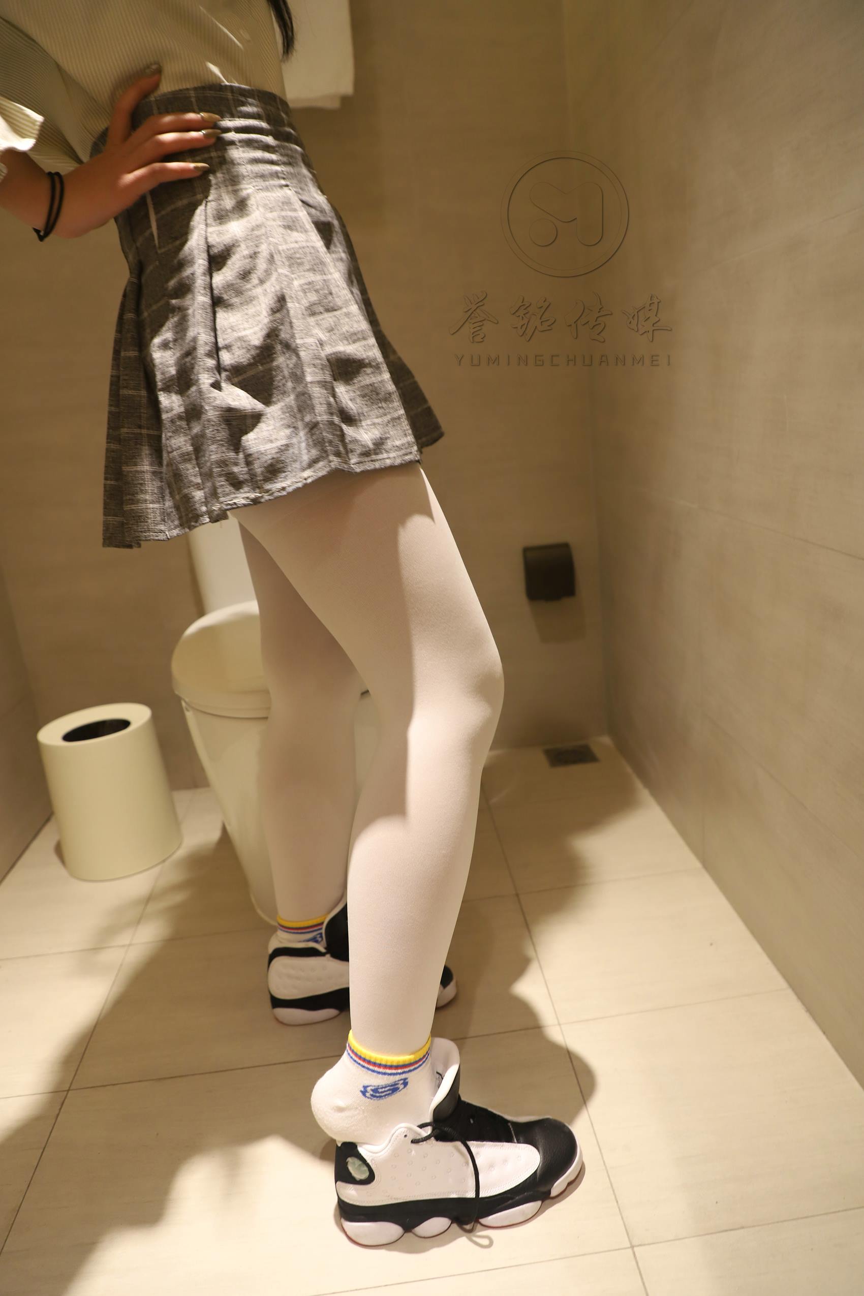 图片[34]-[誉铭传媒]袜足摄影 2019年《2019.6.23定制作品》[150P] – 速更版-美库