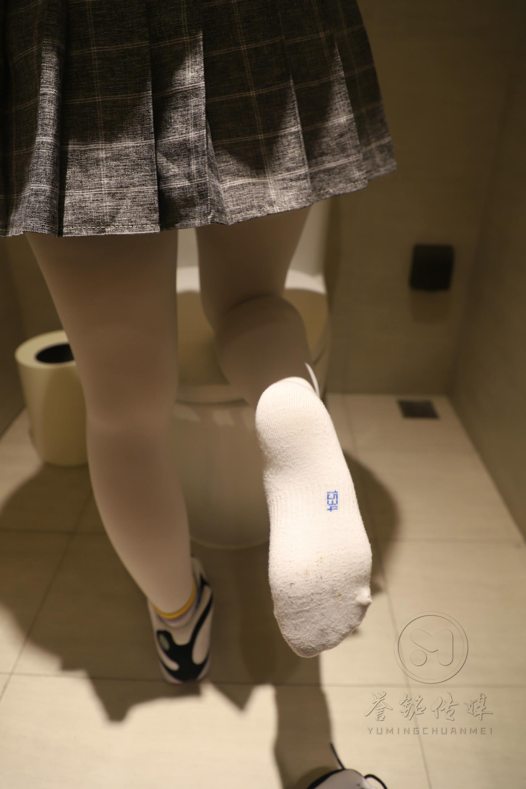 图片[43]-[誉铭传媒]袜足摄影 2019年《2019.6.23定制作品》[150P] – 速更版-美库