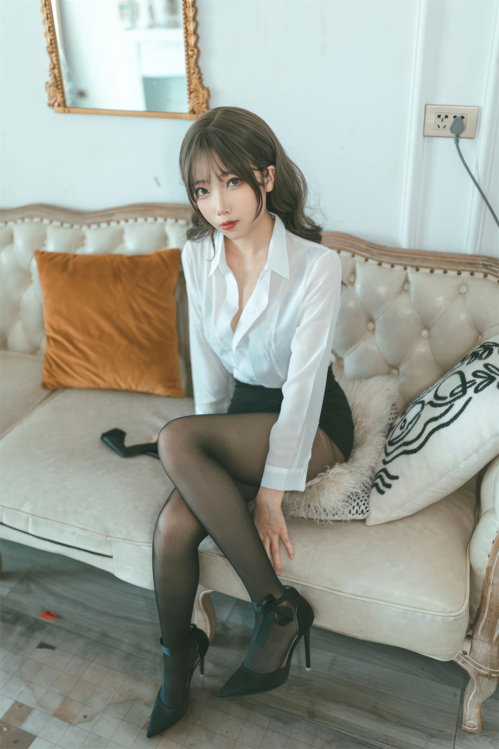 图片[16]-杏仁曲奇 – OL额外时间[31P] – 速更版-美库