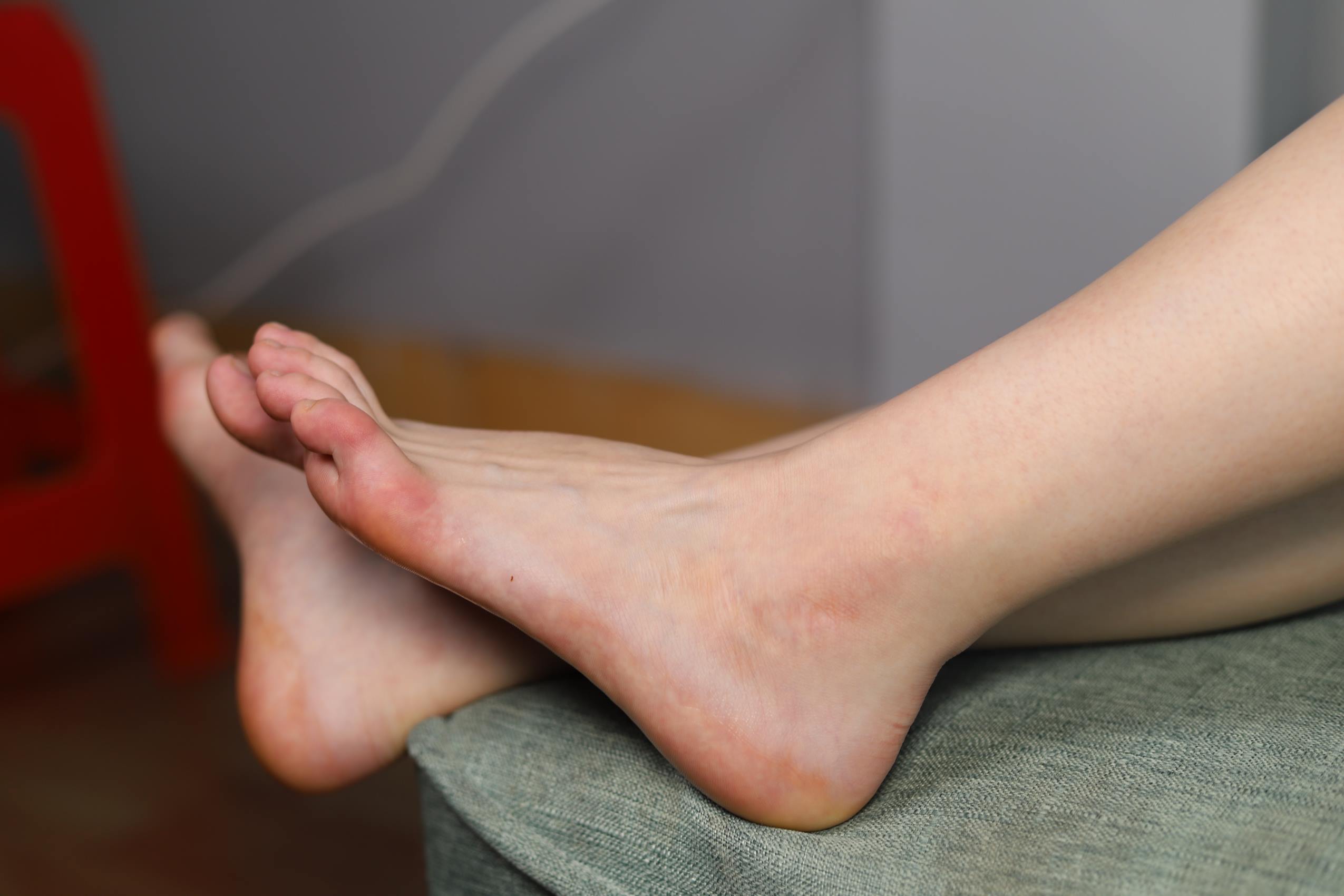 图片[79]-Pary摄影 NO.089 珊珊再次展示39码修长美脚[83P] – 速更版-美库