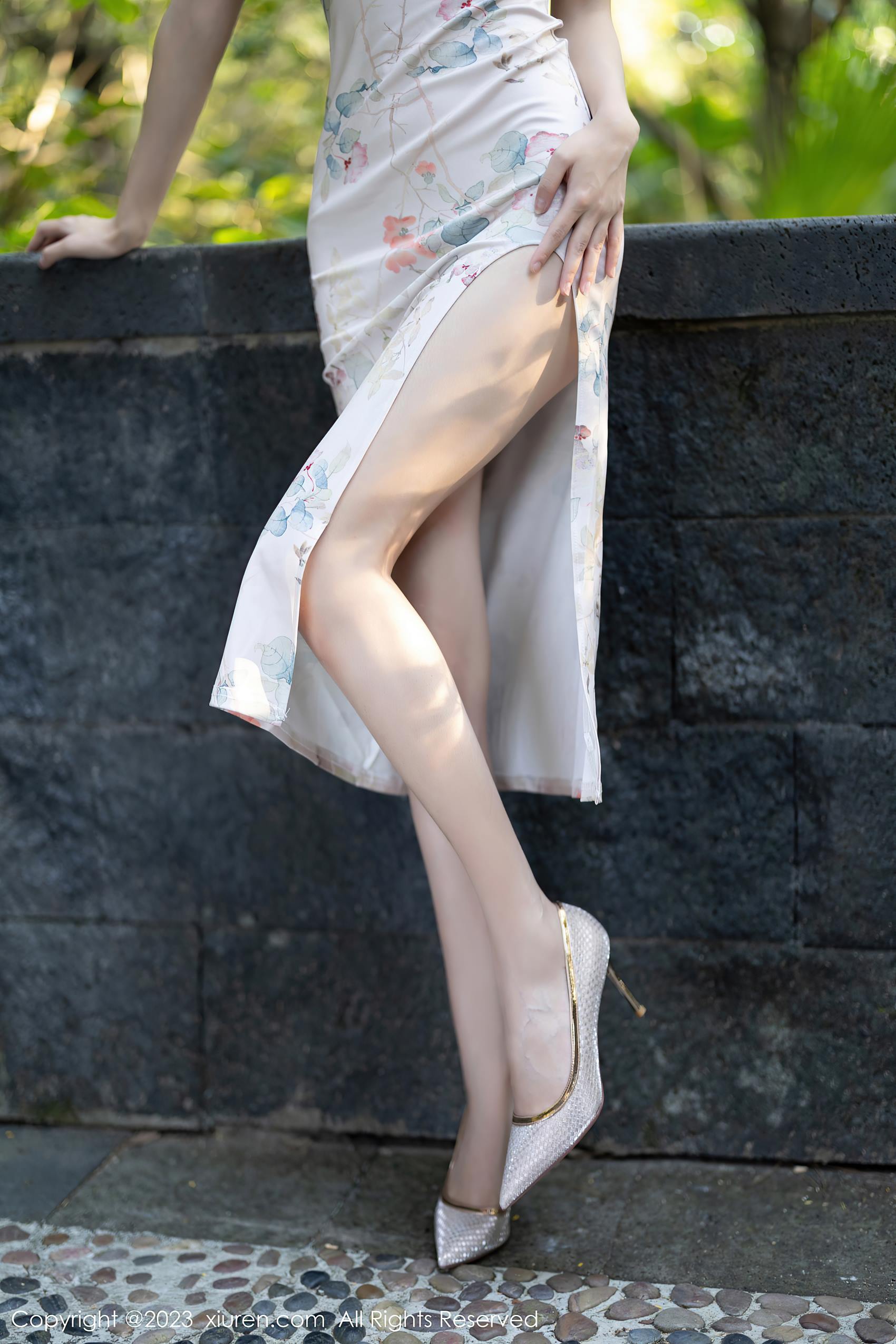 图片[18]-[Xiuren秀人网]2023.11.08 NO.7631 章芃芃 旗袍游山 [40+1P] – 速更版-美库