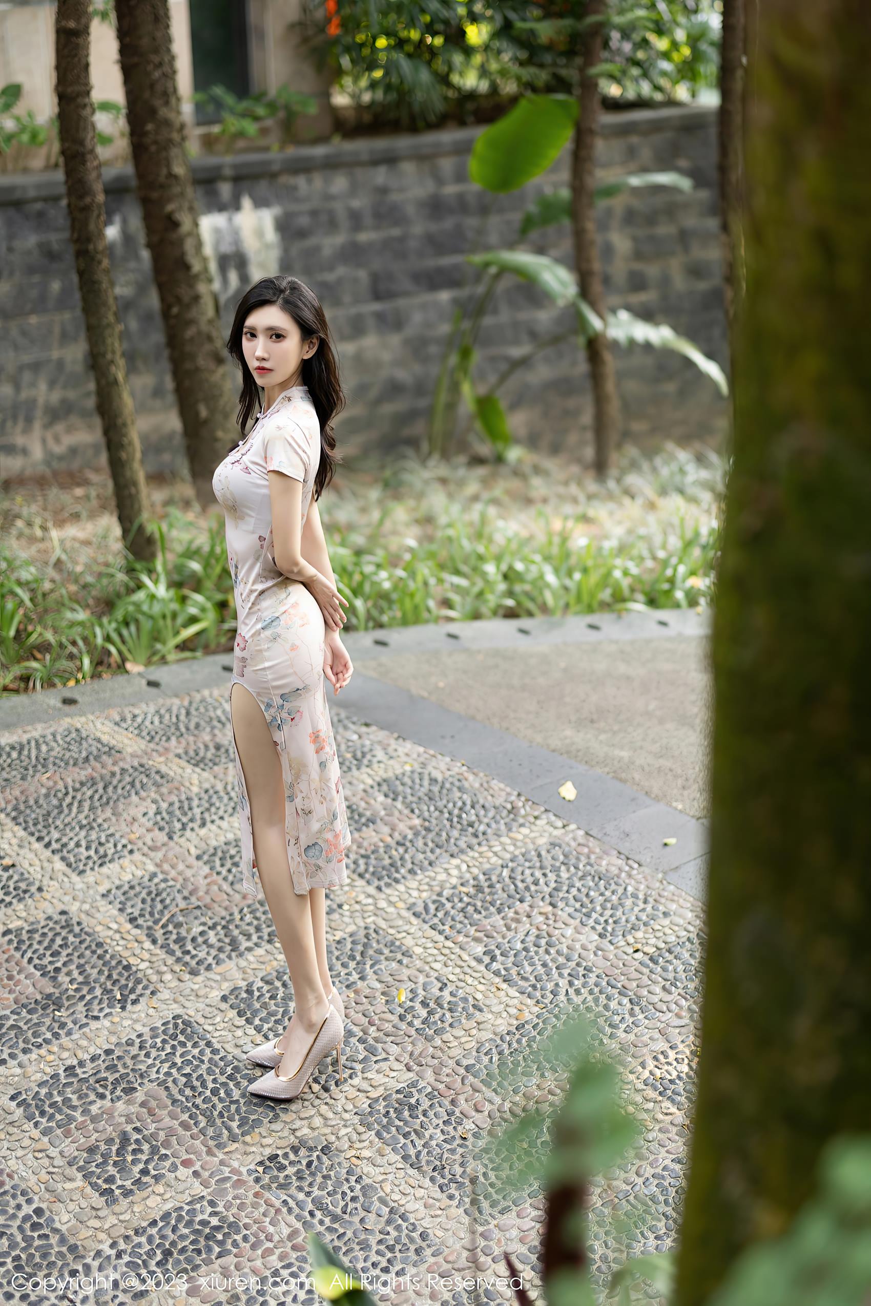 图片[32]-[Xiuren秀人网]2023.11.08 NO.7631 章芃芃 旗袍游山 [40+1P] – 速更版-美库