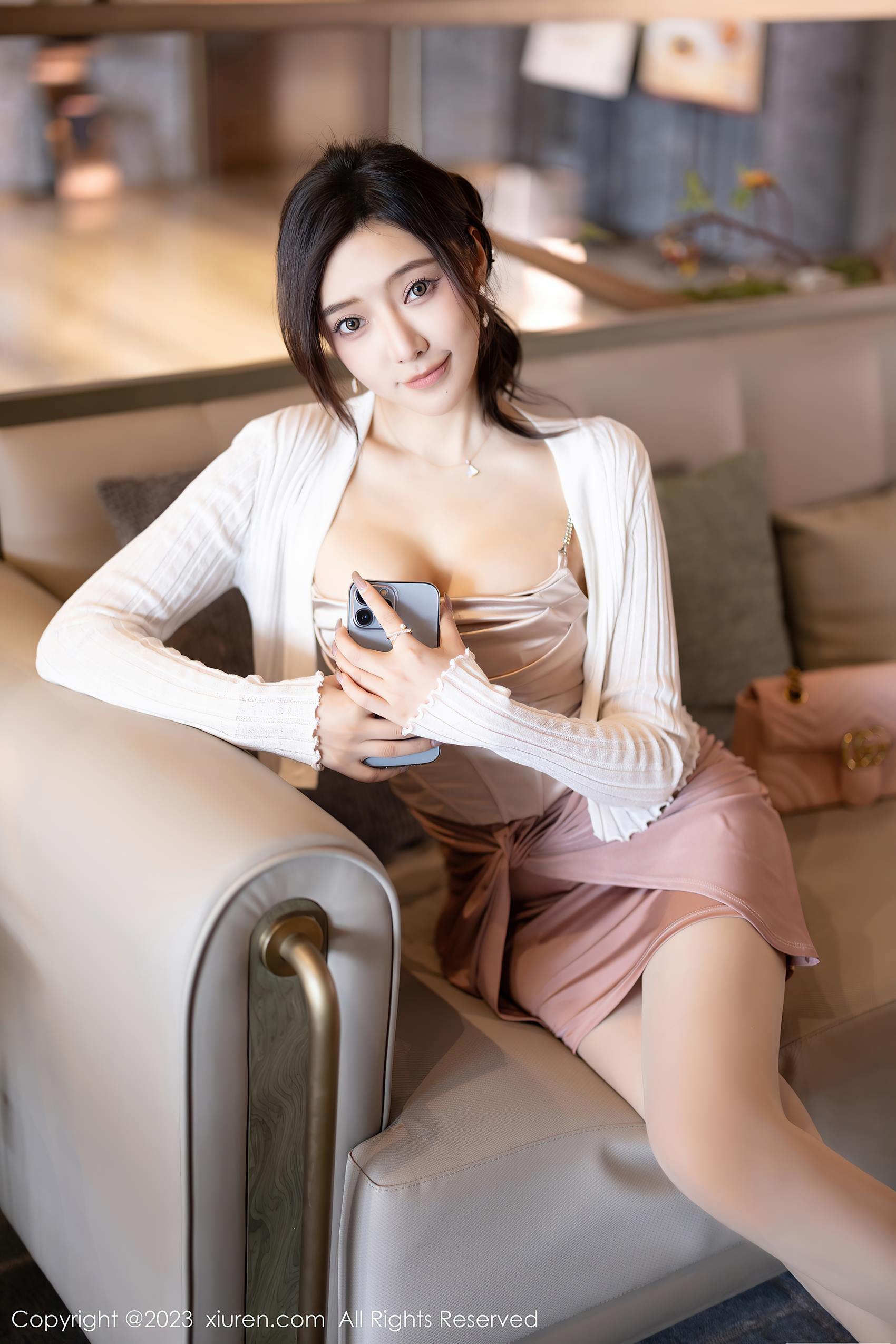 图片[12]-[Xiuren秀人网]2023.11.09 NO.7640 王馨瑶yanni 咖啡店偶遇 [55+1P] – 速更版-美库