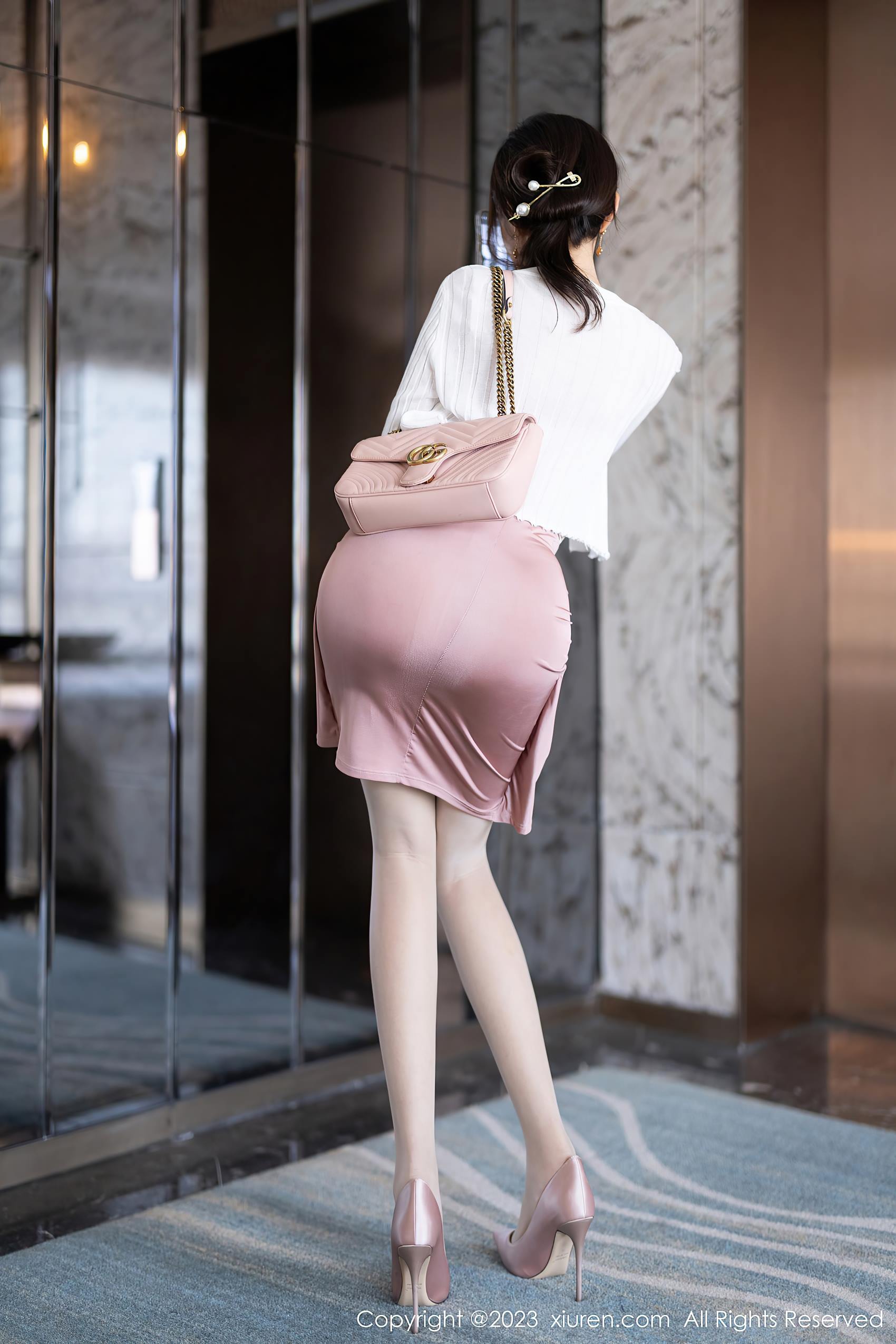 图片[27]-[Xiuren秀人网]2023.11.09 NO.7640 王馨瑶yanni 咖啡店偶遇 [55+1P] – 速更版-美库