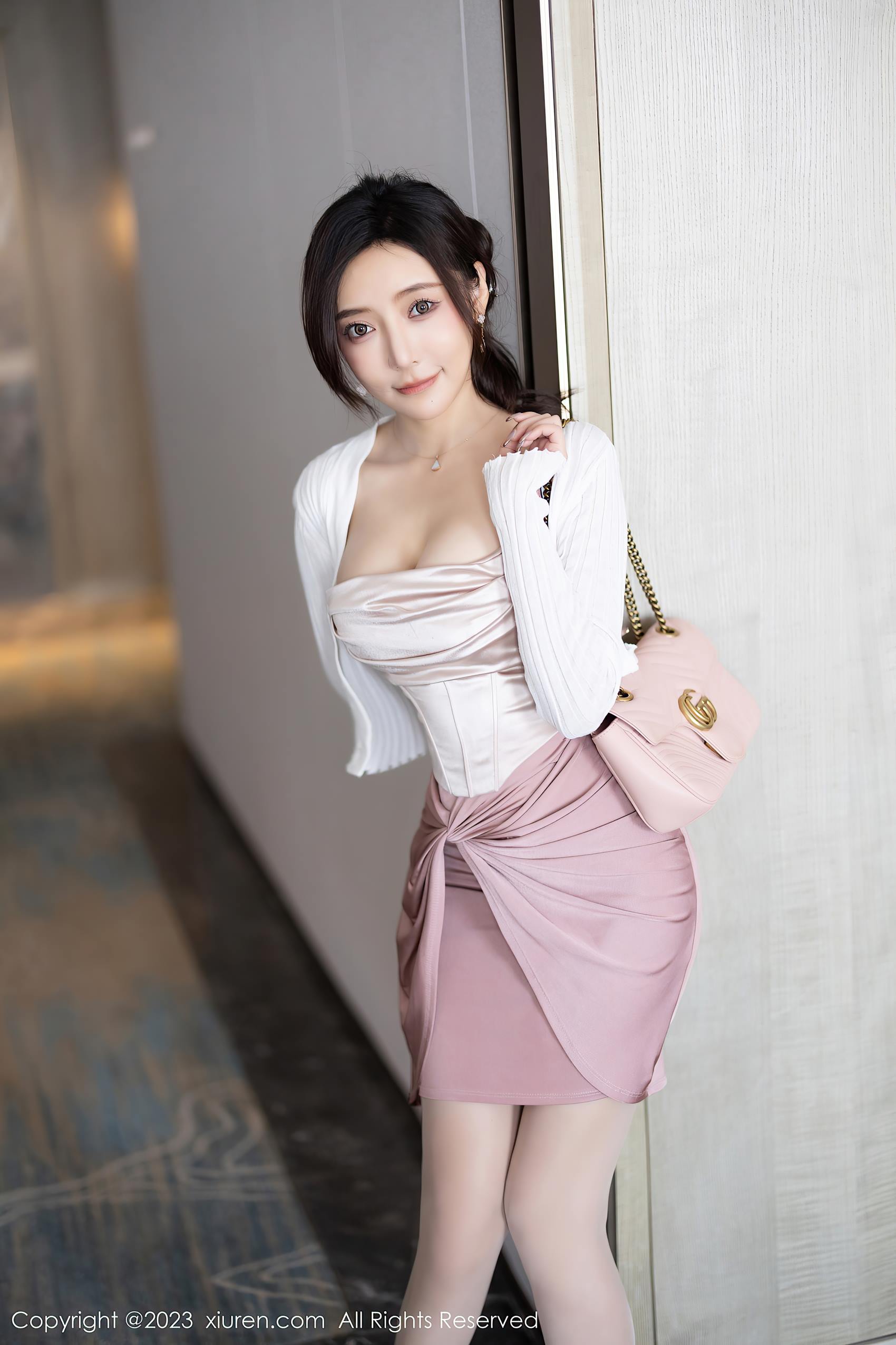 图片[32]-[Xiuren秀人网]2023.11.09 NO.7640 王馨瑶yanni 咖啡店偶遇 [55+1P] – 速更版-美库