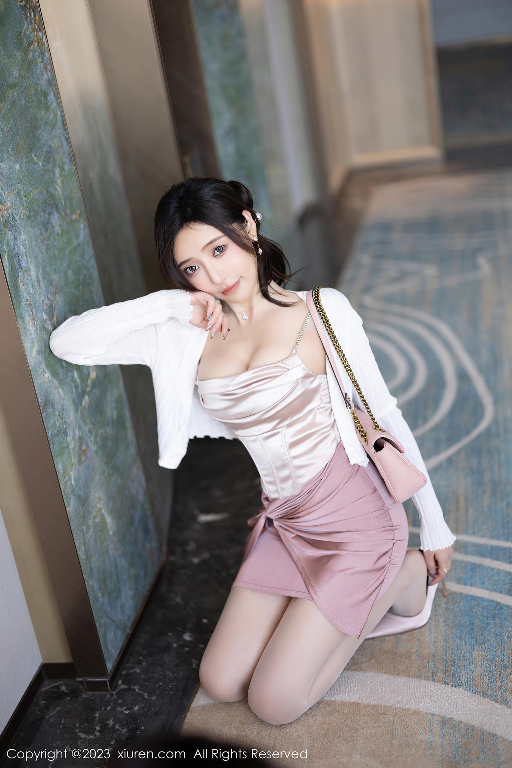 图片[35]-[Xiuren秀人网]2023.11.09 NO.7640 王馨瑶yanni 咖啡店偶遇 [55+1P] – 速更版-美库