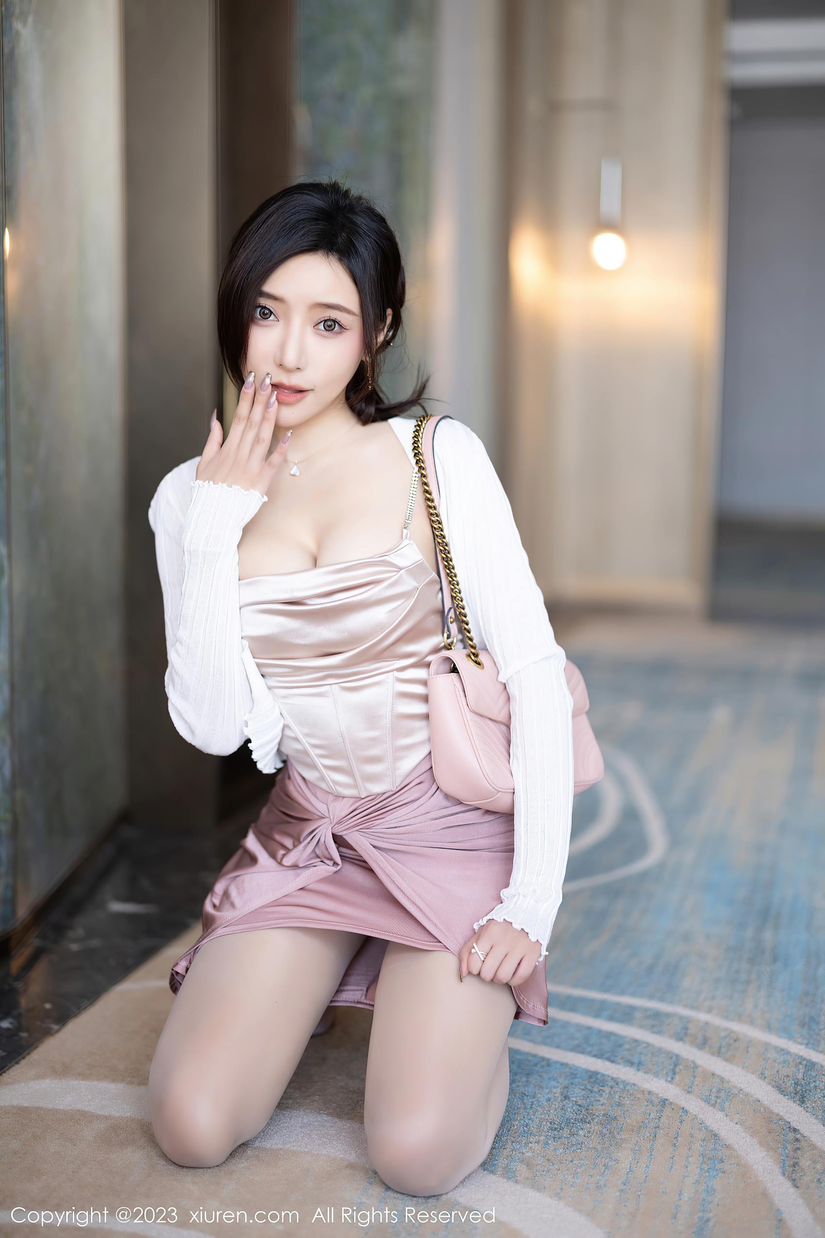 图片[38]-[Xiuren秀人网]2023.11.09 NO.7640 王馨瑶yanni 咖啡店偶遇 [55+1P] – 速更版-美库