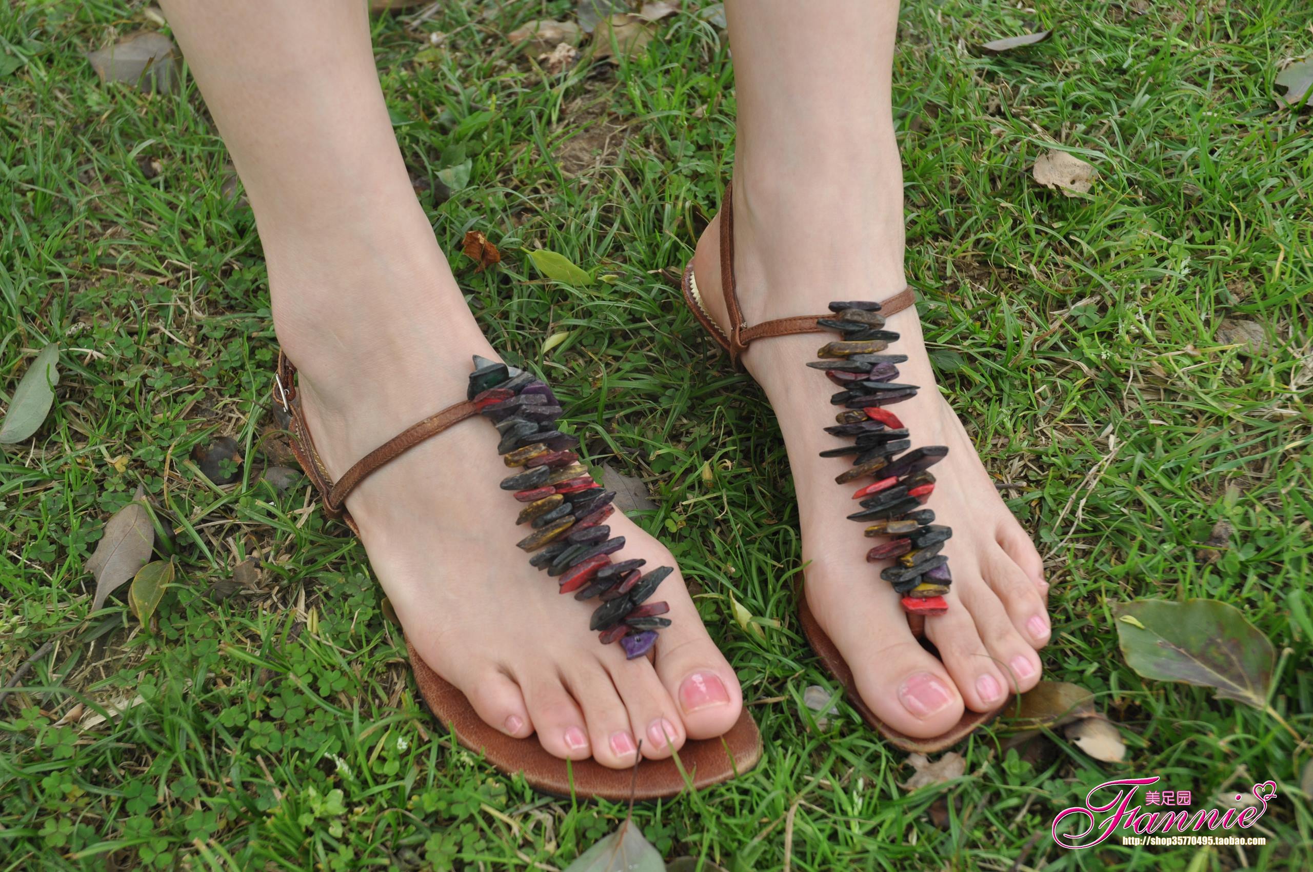 图片[13]-Fannie芬妮每足园 No.309 梦幻绿洲 [64P] – 速更版-美库